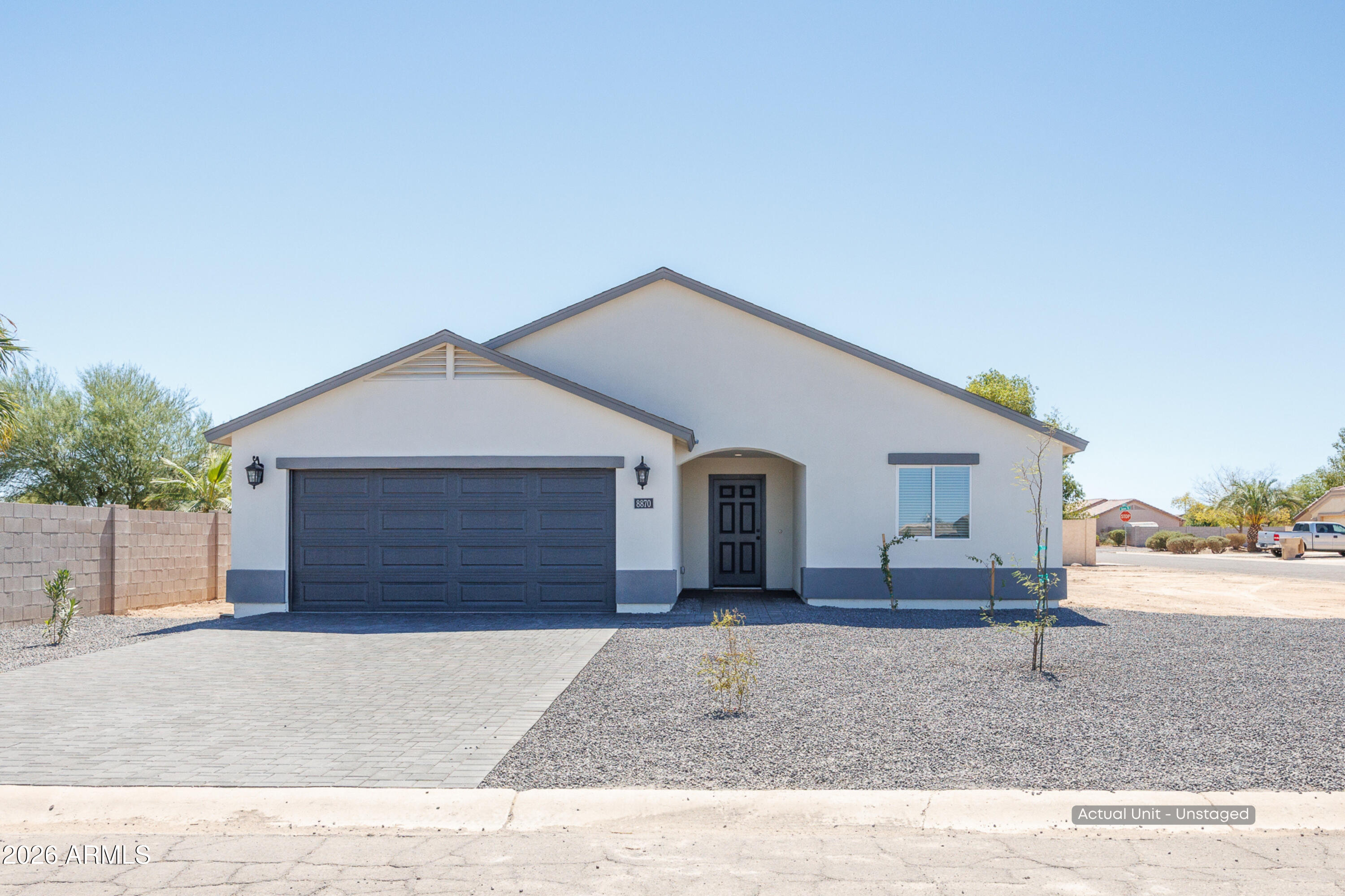 8870 W RAFAEL Drive, Arizona City, AZ 85123