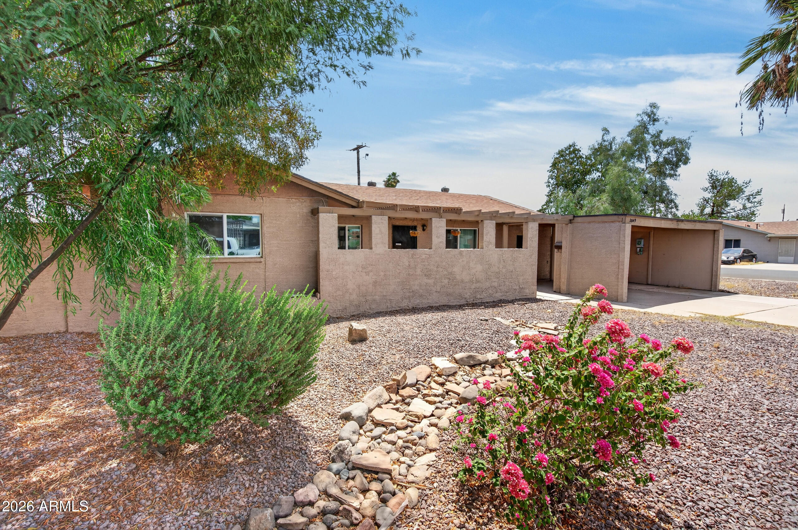 2049 W JOAN DE ARC Avenue, Phoenix, AZ 85029