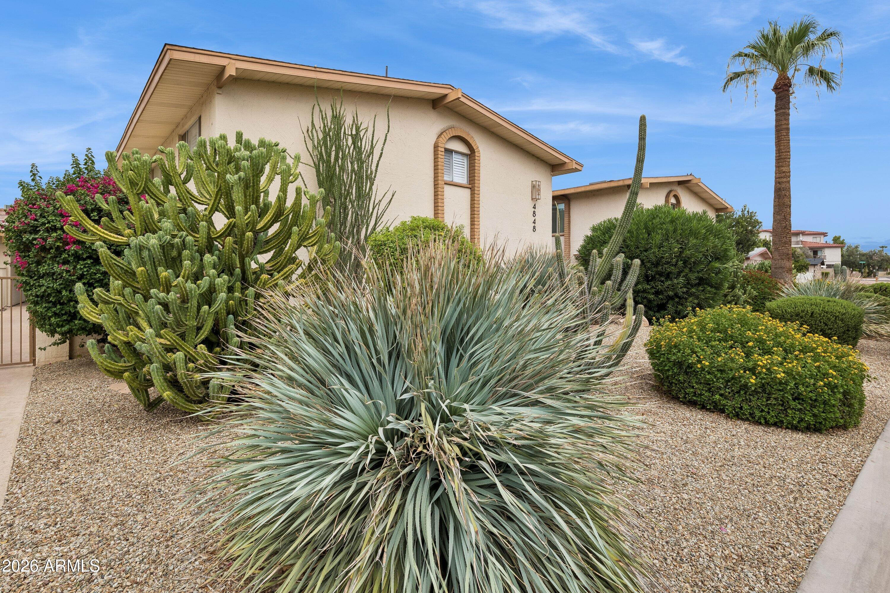 4848 N WOODMERE FAIRWAY 16, Scottsdale, AZ 85251