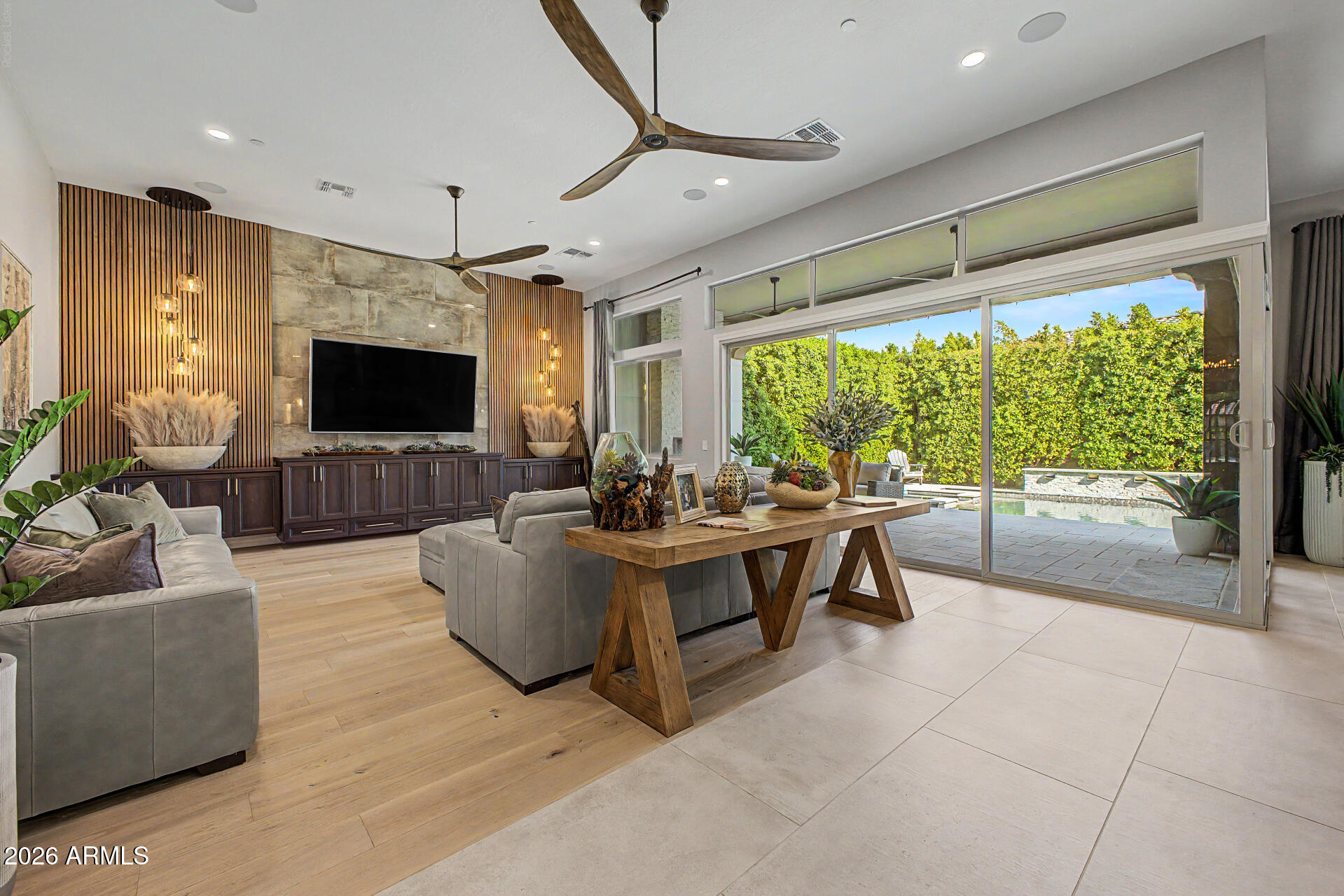 9237 W PARKSIDE Lane, Peoria, AZ 85383