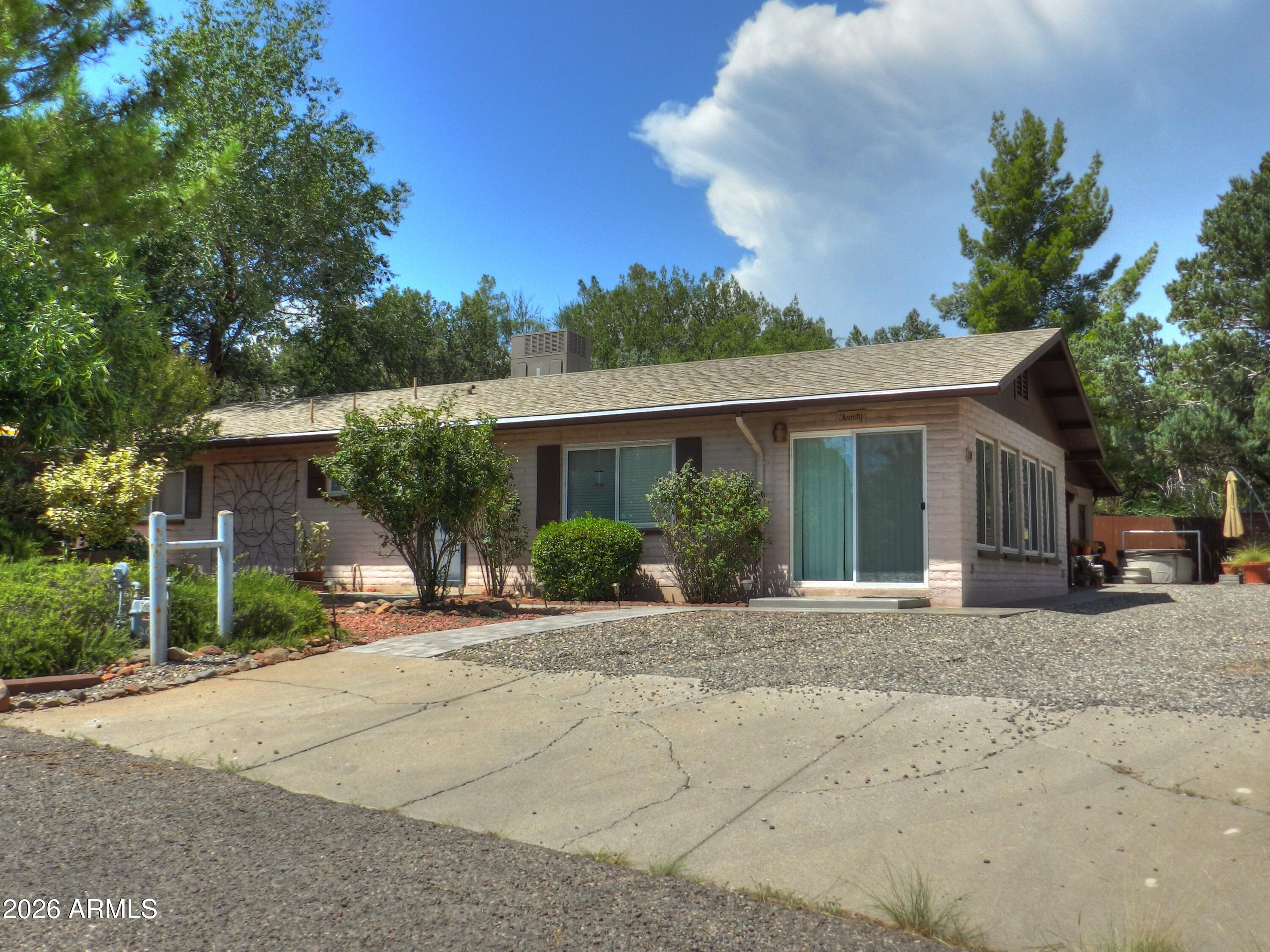 20 BLACKHAWK Lane, Sedona, AZ 86336