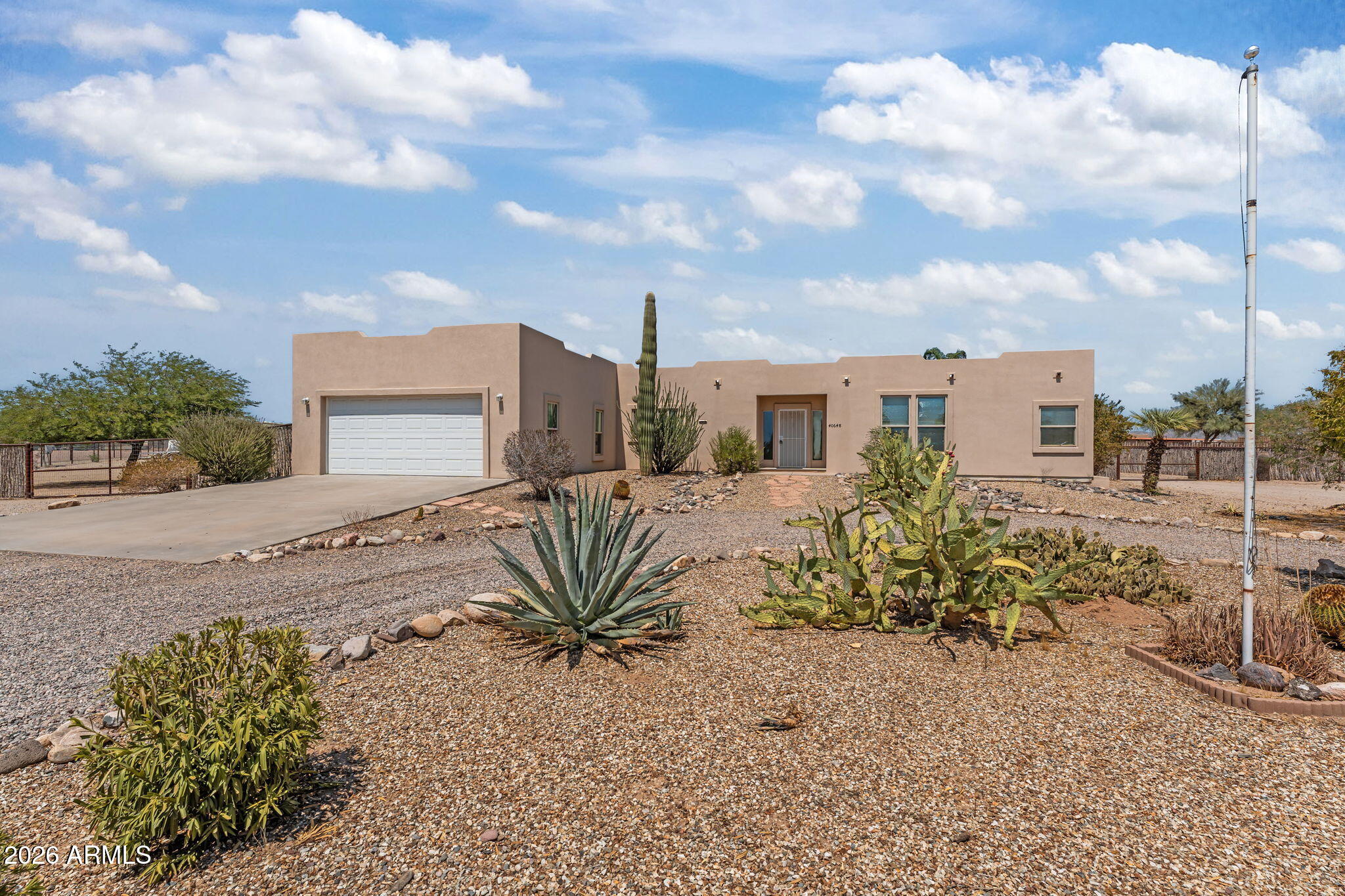 40648 N 251st Avenue, Morristown, AZ 85342