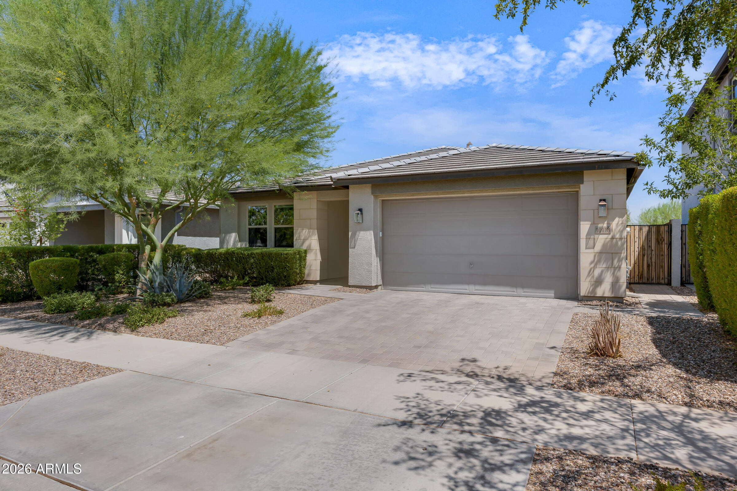 10118 E Revolution Drive, Mesa, AZ 85212