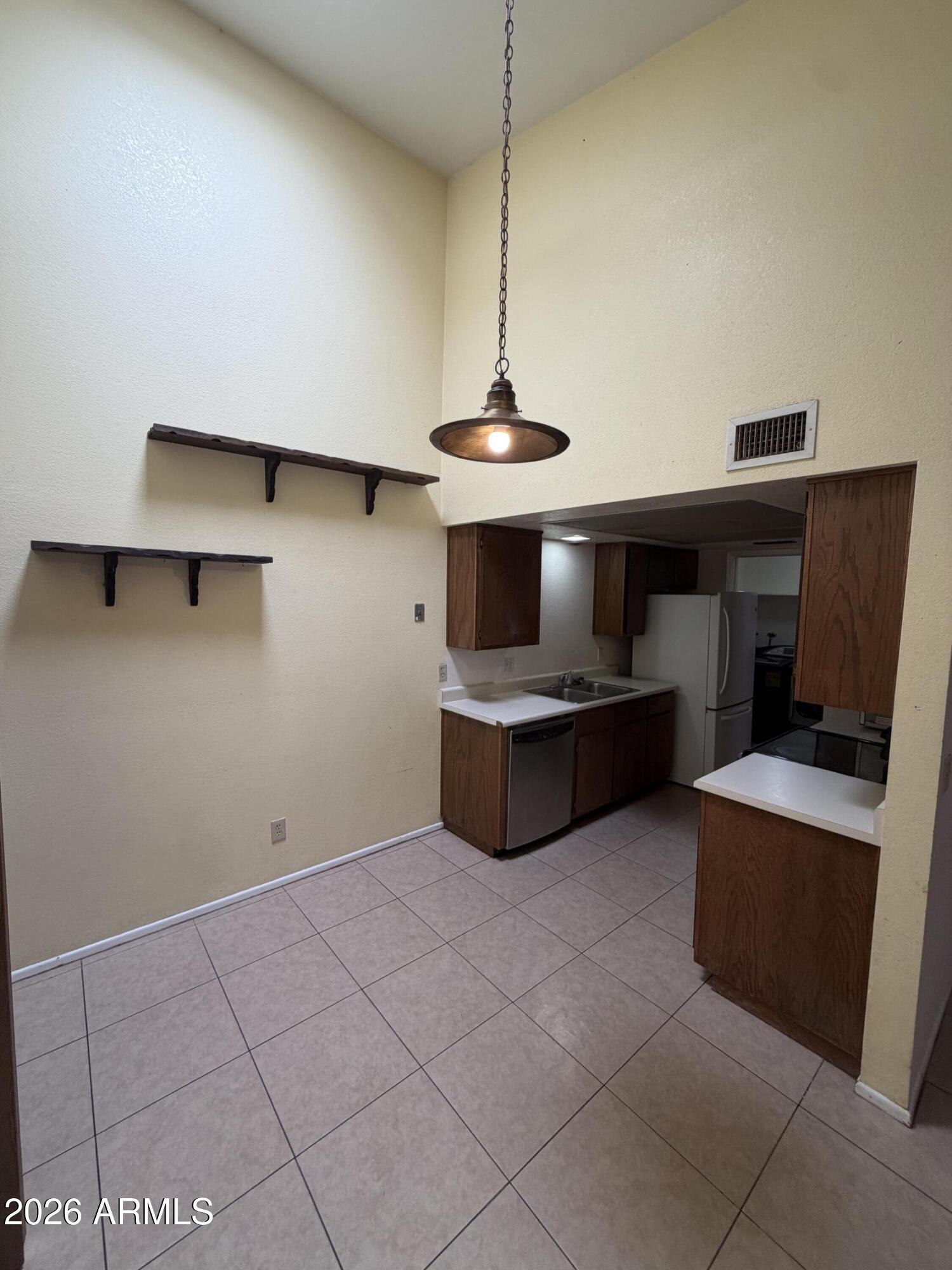 629 N MESA Drive 36, Mesa, AZ 85201