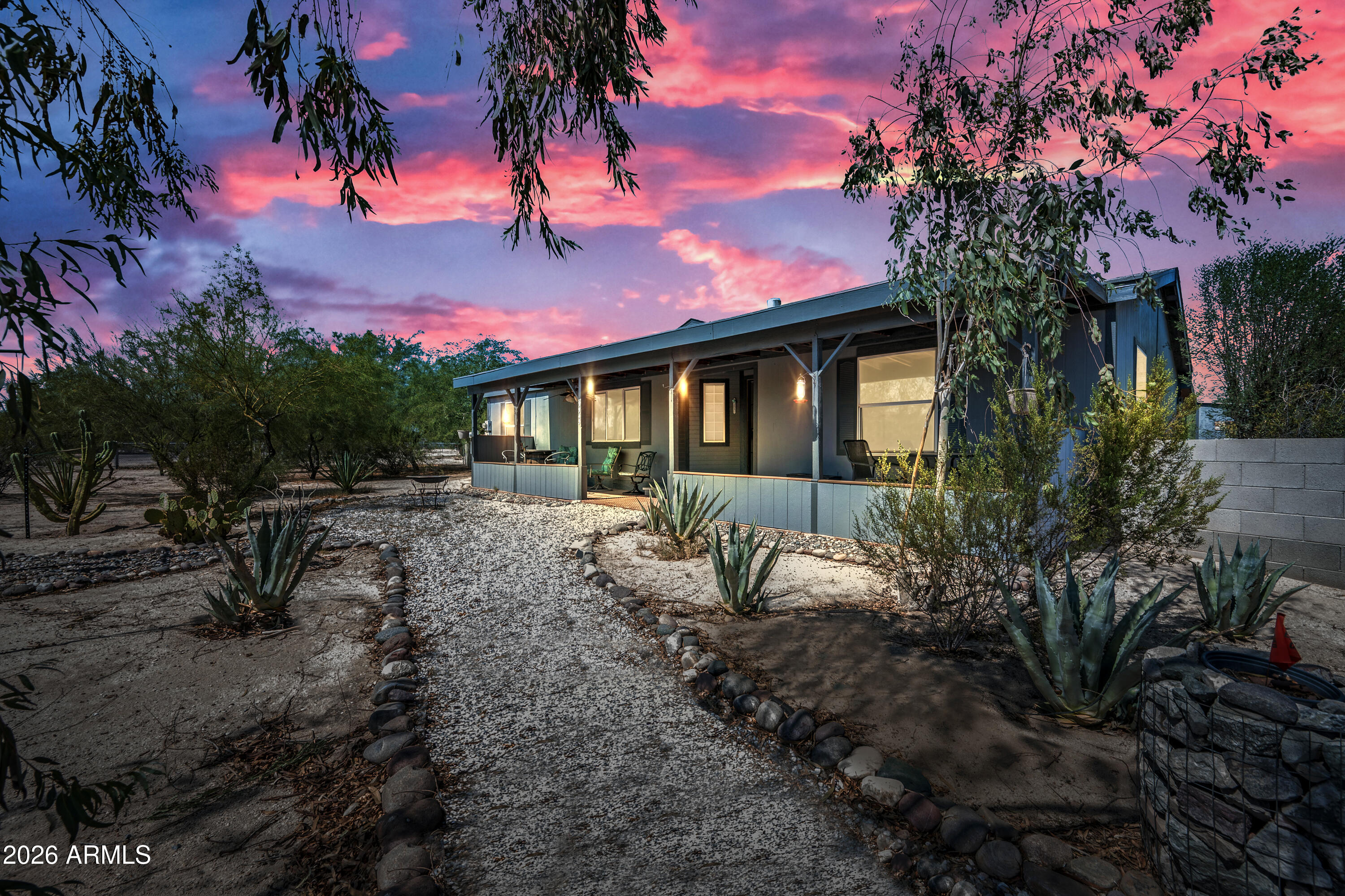 9945 N PENWORTH Drive, Casa Grande, AZ 85122