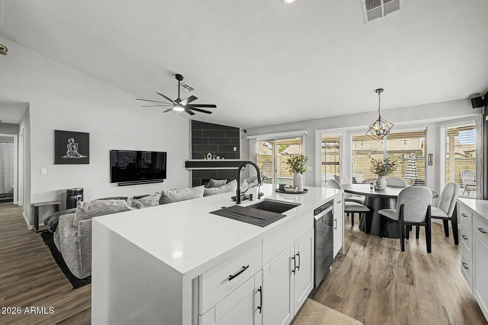 4238 E SAN REMO Avenue, Gilbert, AZ 85234