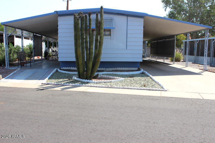 303 S Recker Road 8, Mesa, AZ 85206