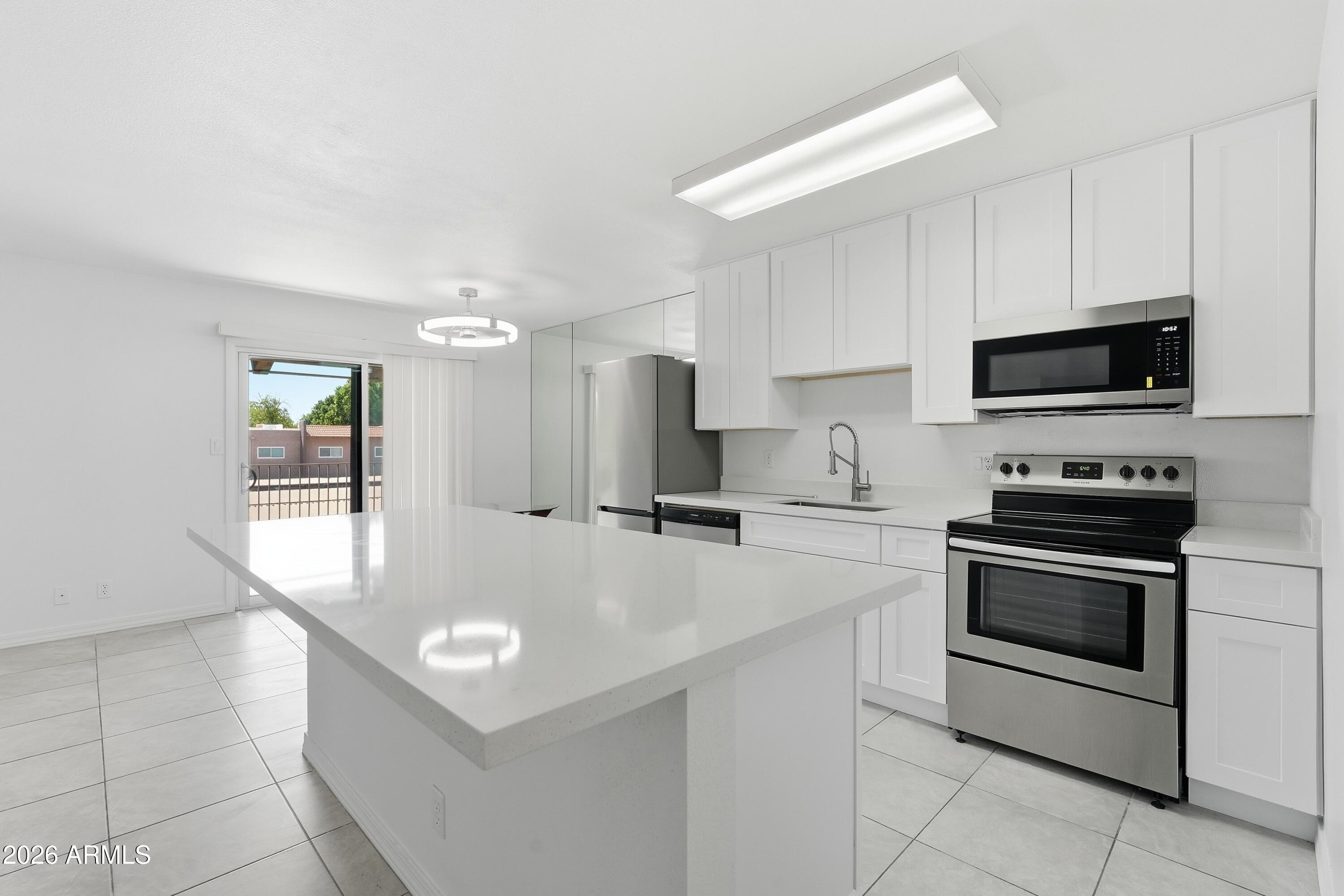 5525 E Thomas Road Unit G7, Phoenix, AZ 85018