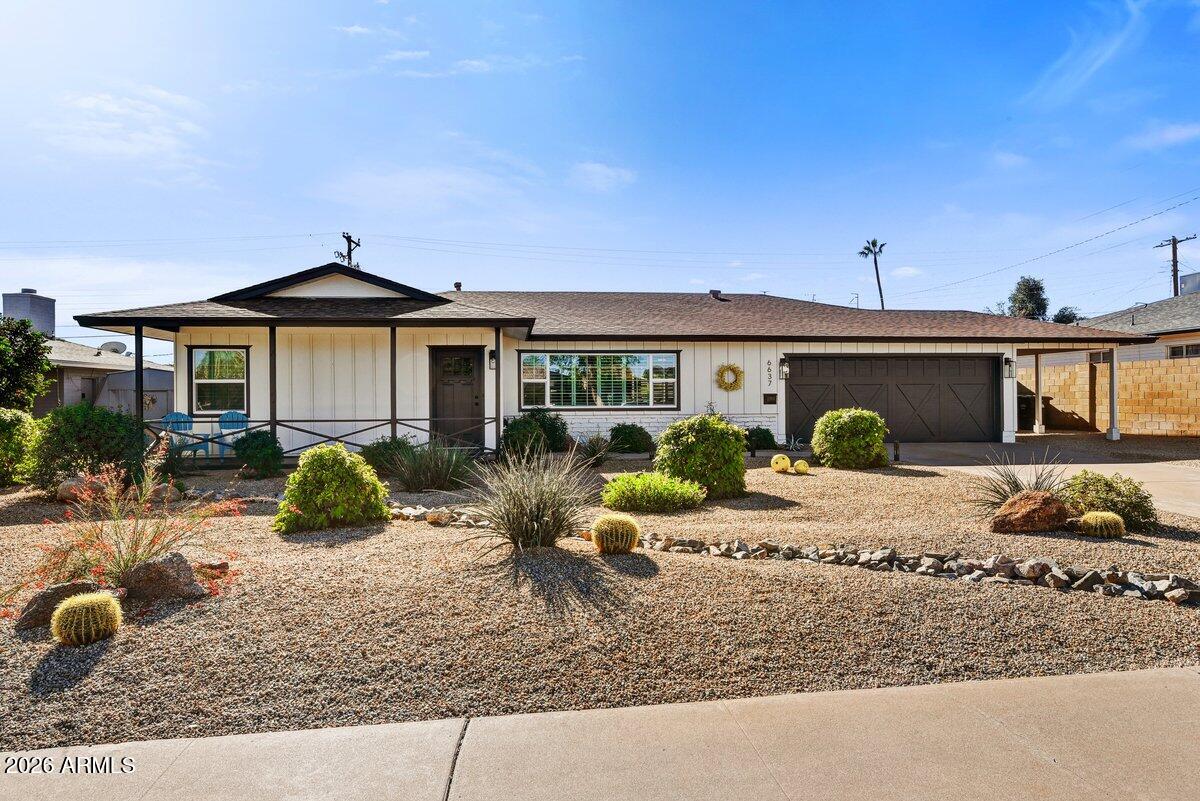 6637 E Oak Street, Scottsdale, AZ 85257