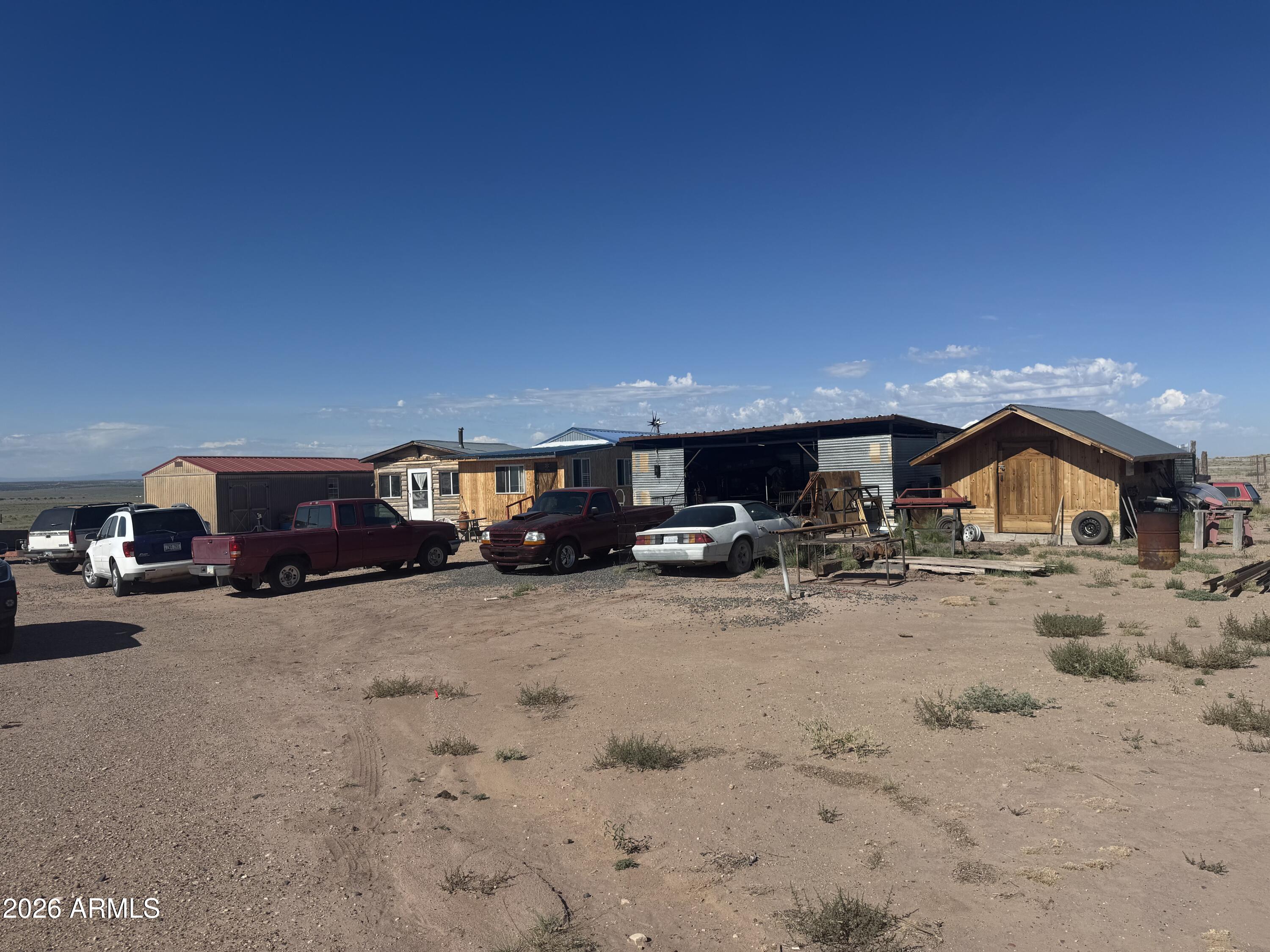 24 COUNTY ROAD N6210 79, St Johns, AZ 85936