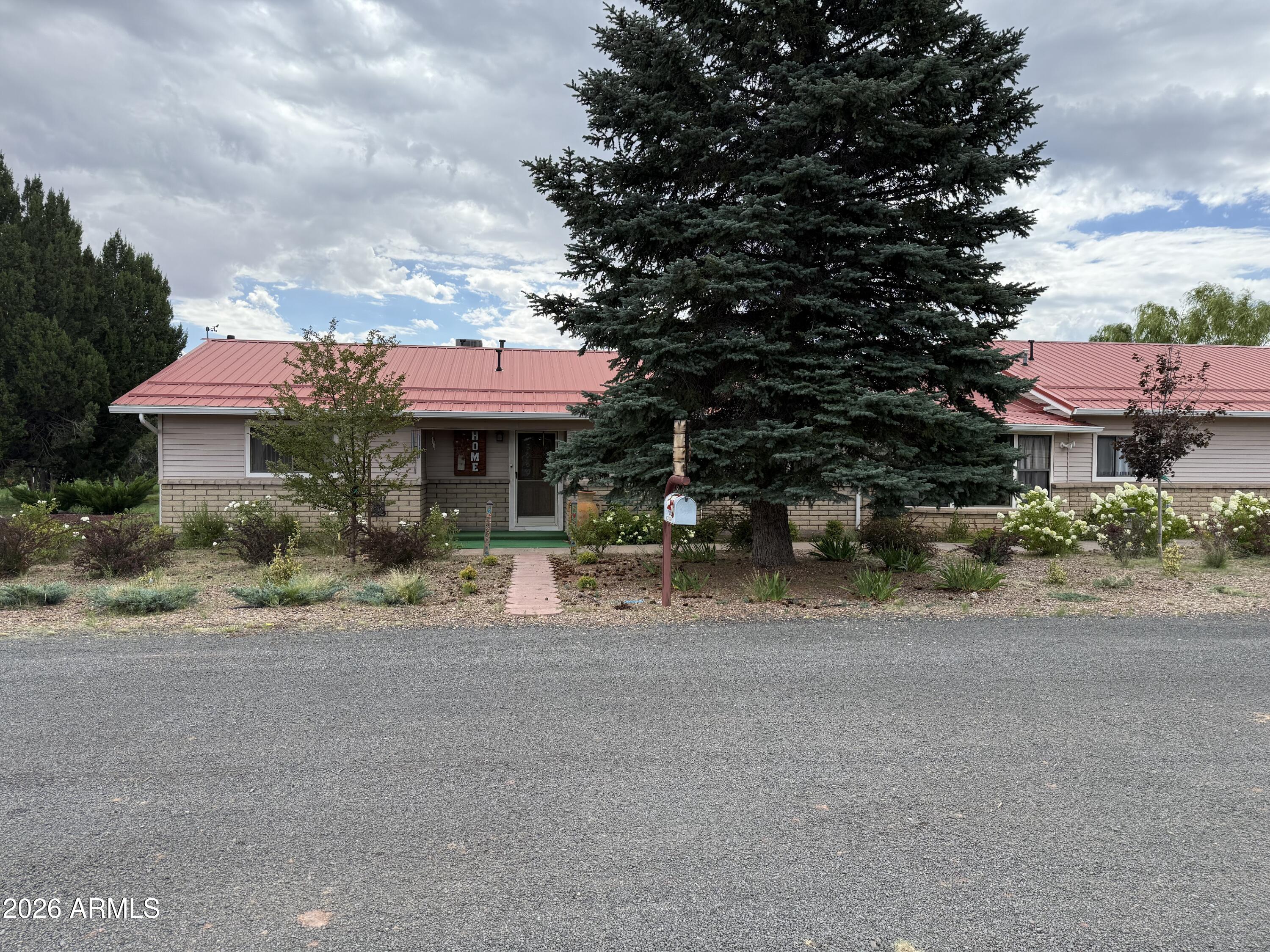 10 County Road 5099, Concho, AZ 85924