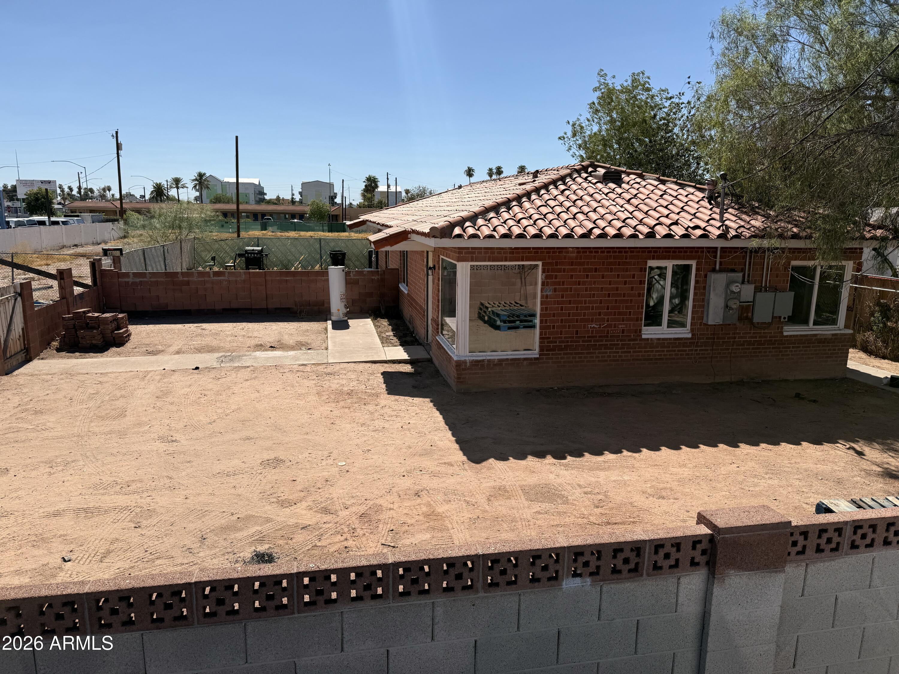 20 N Santa Barbara Drive, Mesa, AZ 85201