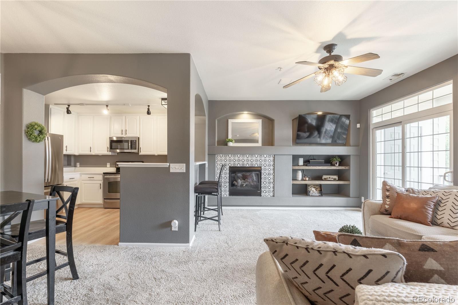 431 Black Feather Loop #811, Castle Rock, CO 80104