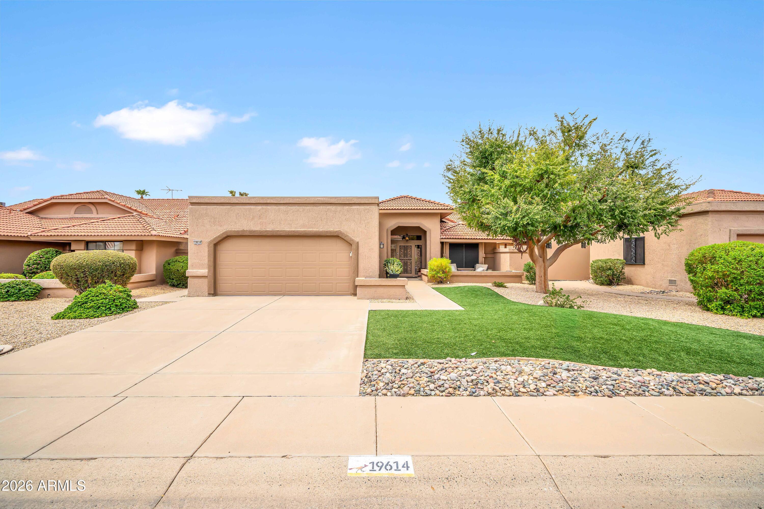 19614 N BELLWOOD Drive, Sun City West, AZ 85375