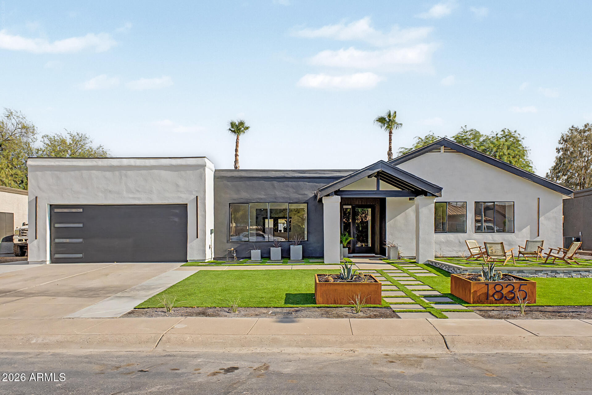 1835 E MANHATTON Drive, Tempe, AZ 85282