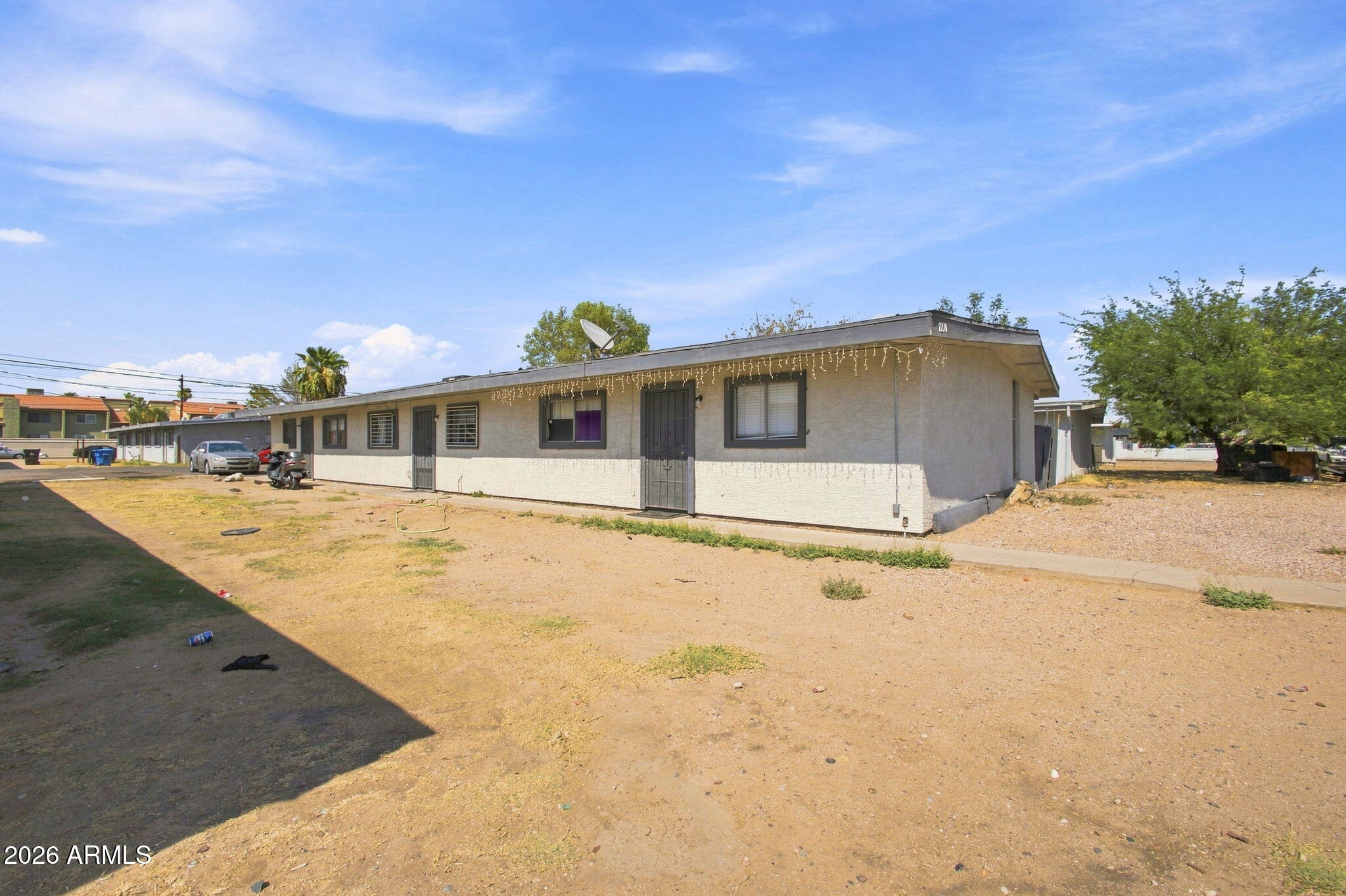 2210 W HEATHERBRAE Drive, Phoenix, AZ 85015