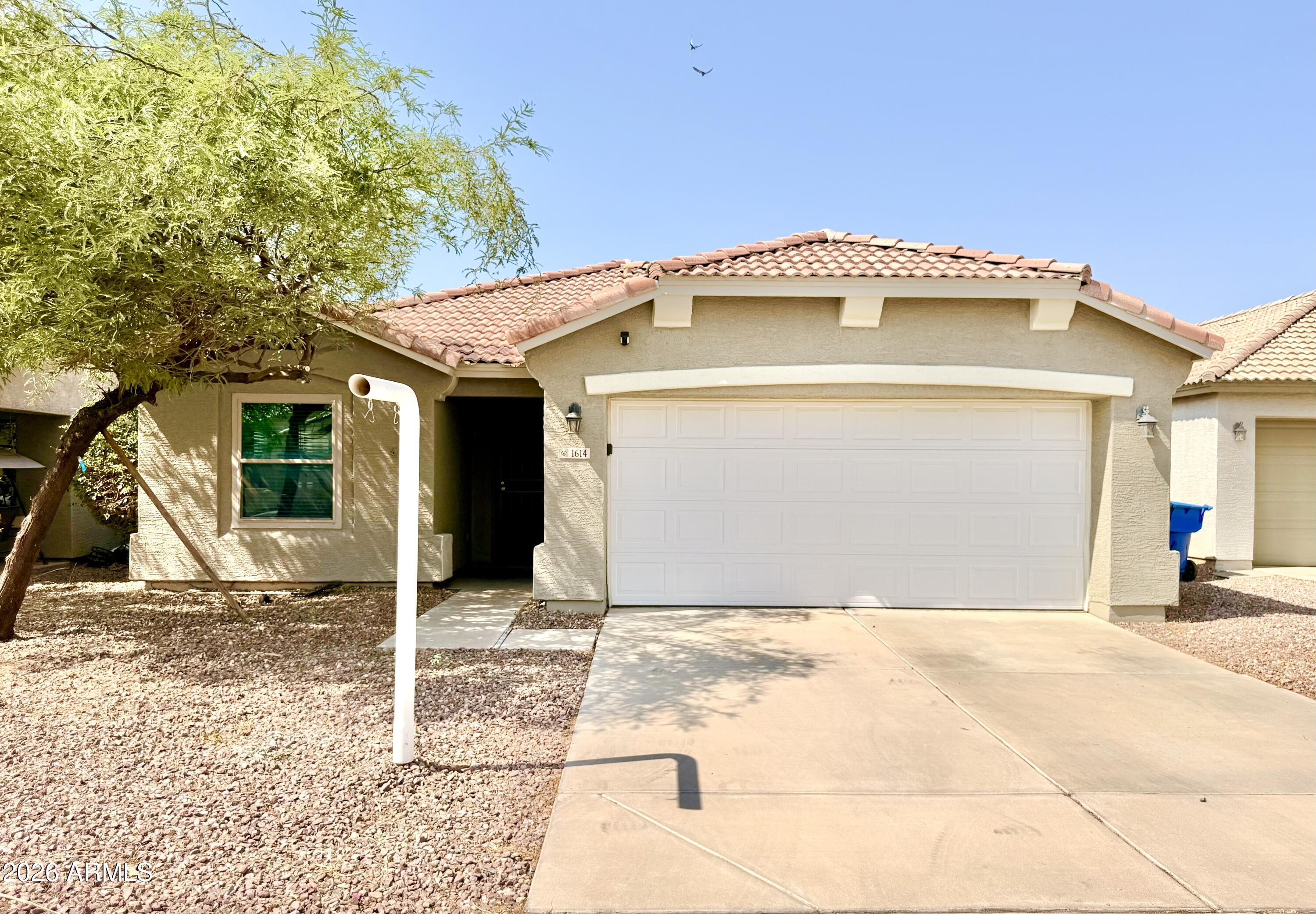 1614 W LA SALLE Street, Phoenix, AZ 85041