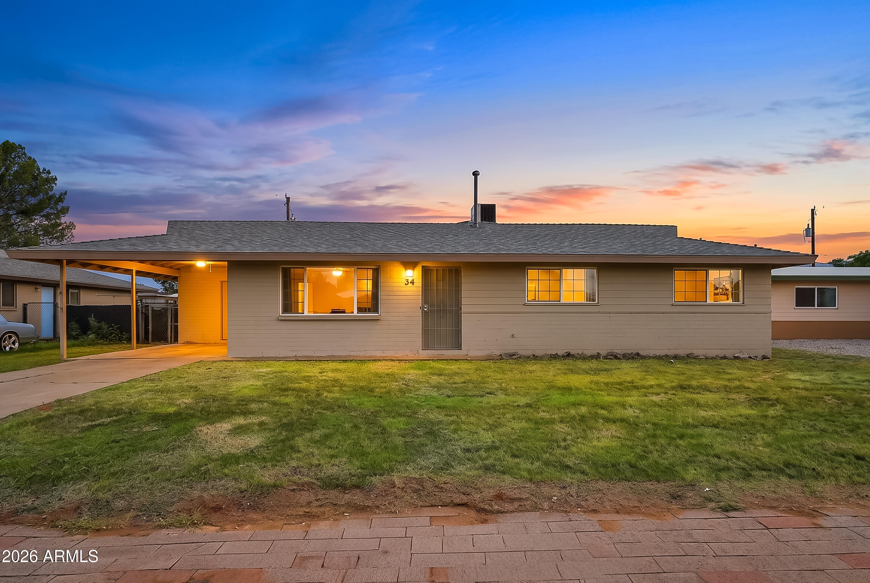 34 W KAYETAN Drive, Sierra Vista, AZ 85635