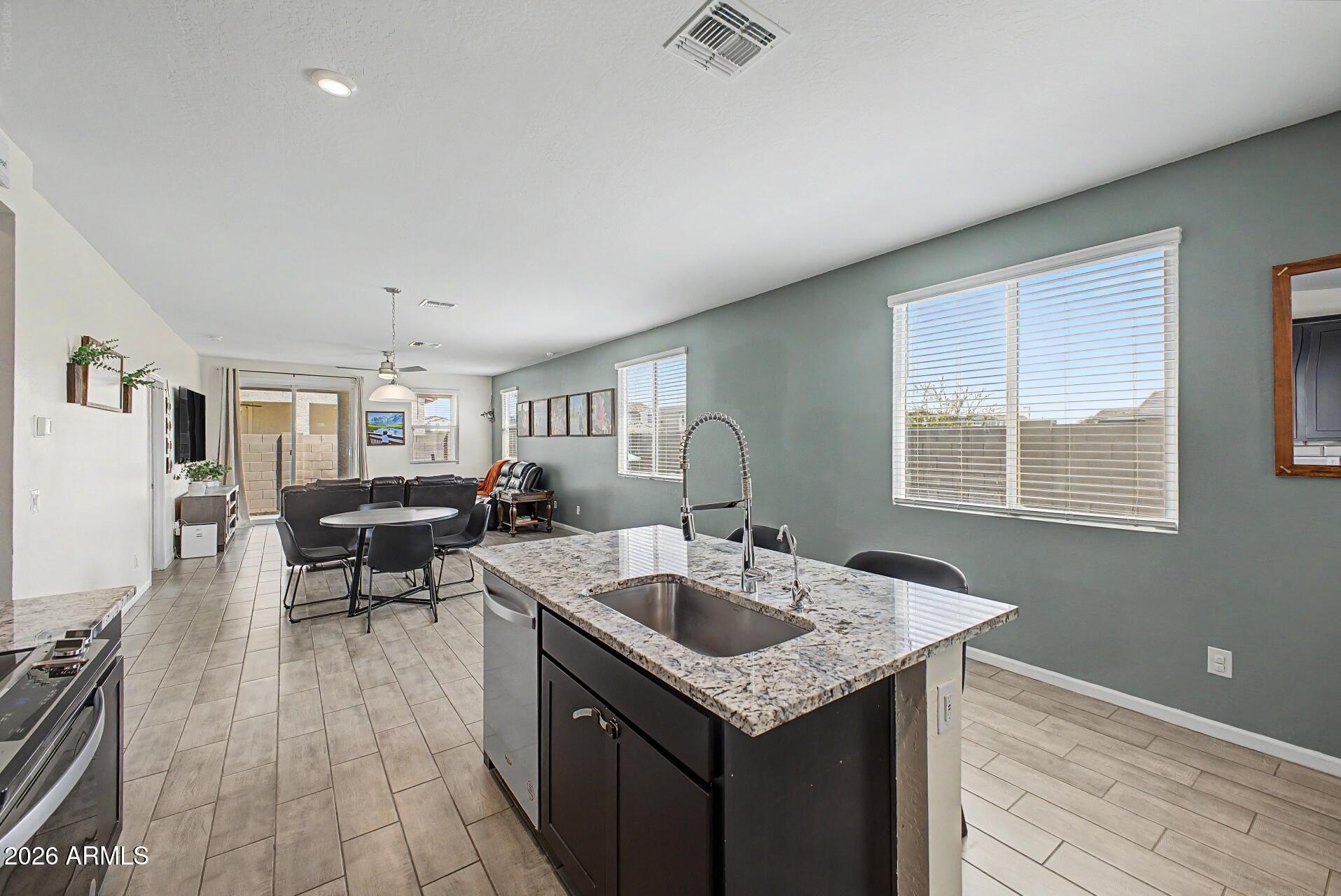 17308 W DALEY Lane, Surprise, AZ 85387