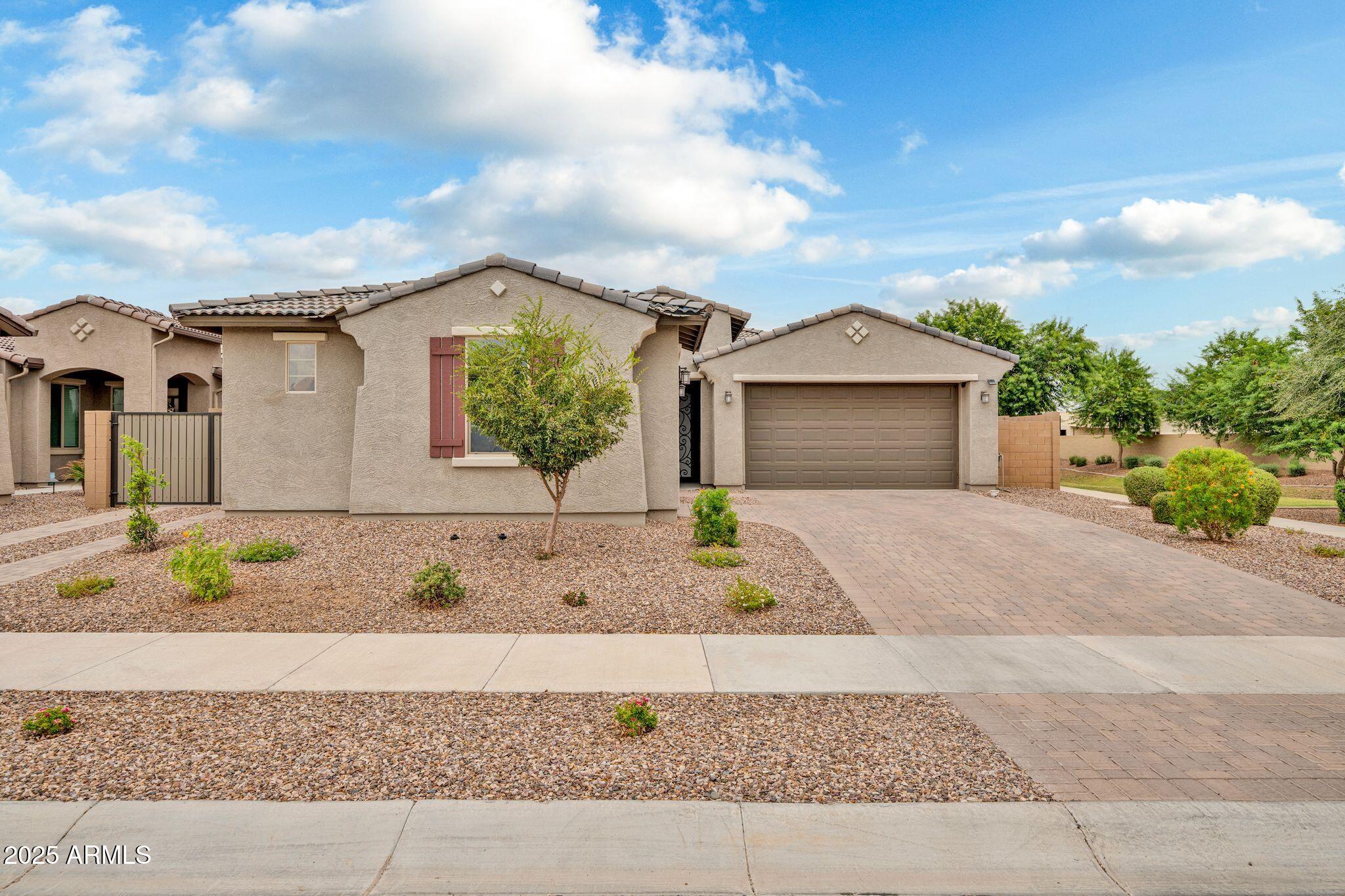 14338 W REDFIELD Road, Surprise, AZ 85379