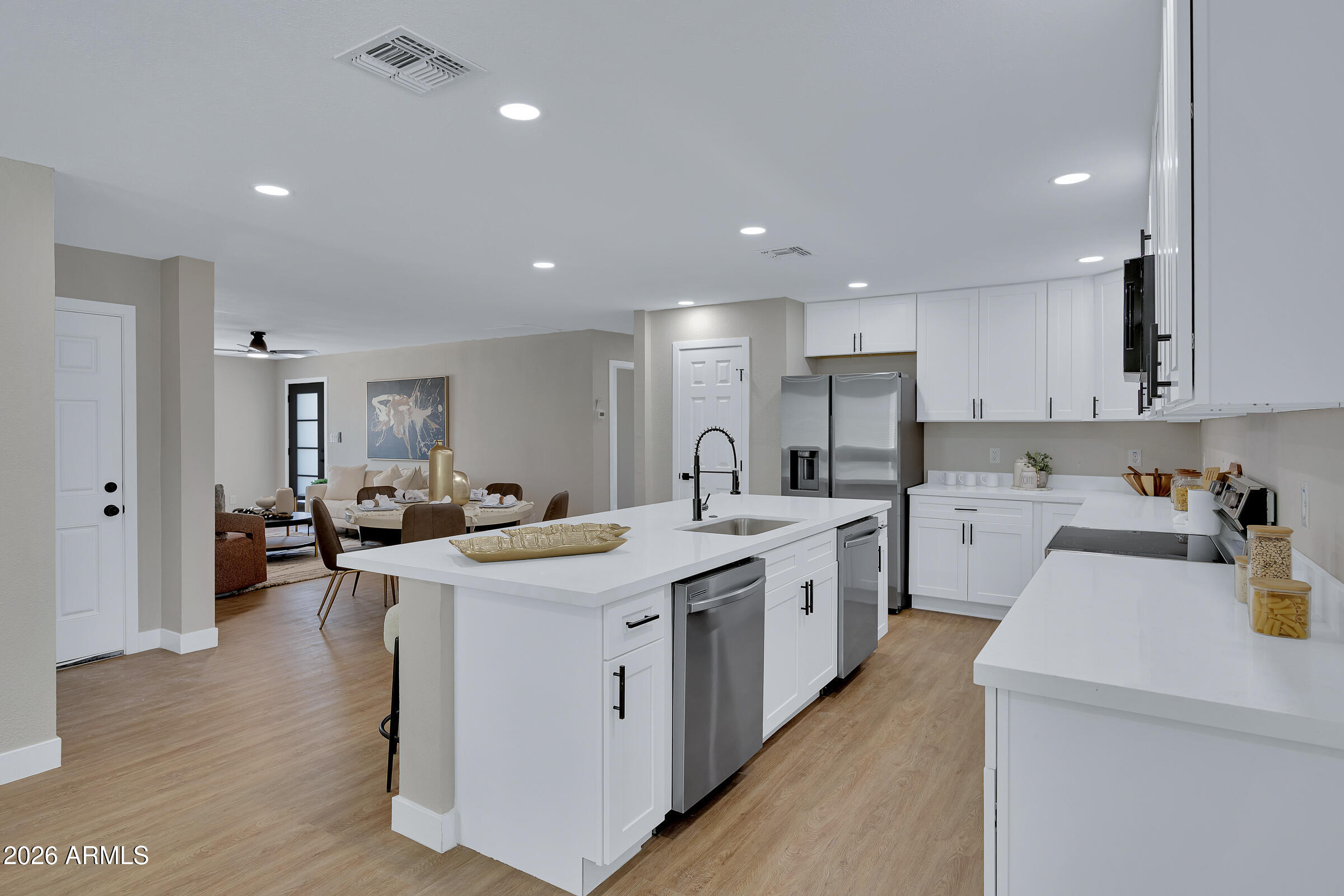 1933 E WESLEYAN Drive, Tempe, AZ 85282