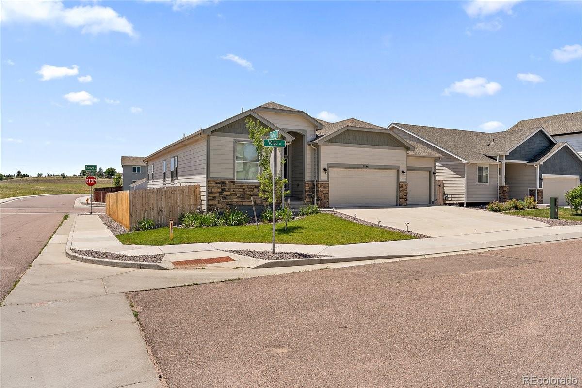 6886 Volga Drive, Colorado City, CO 80925