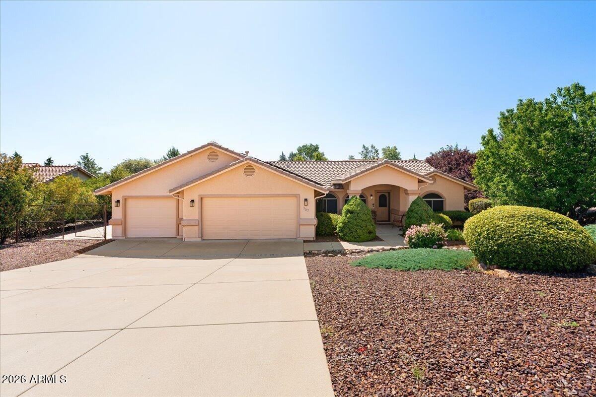 737 PEPPERMINT Way, Prescott, AZ 86305