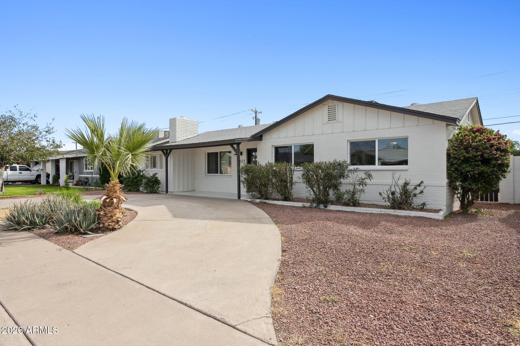 7827 E MORELAND Street, Scottsdale, AZ 85257