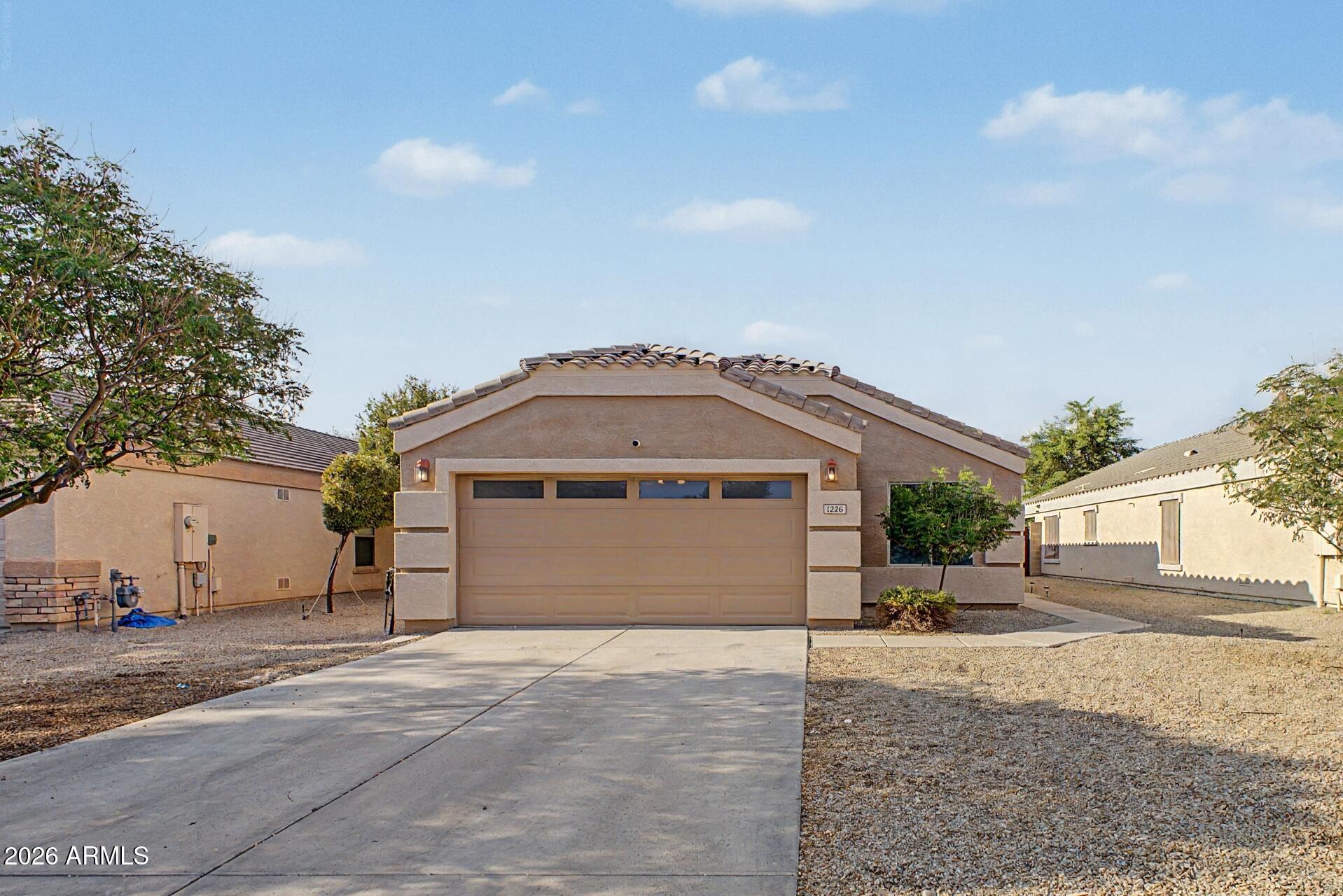 1226 E MADDISON Street, San Tan Valley, AZ 85140
