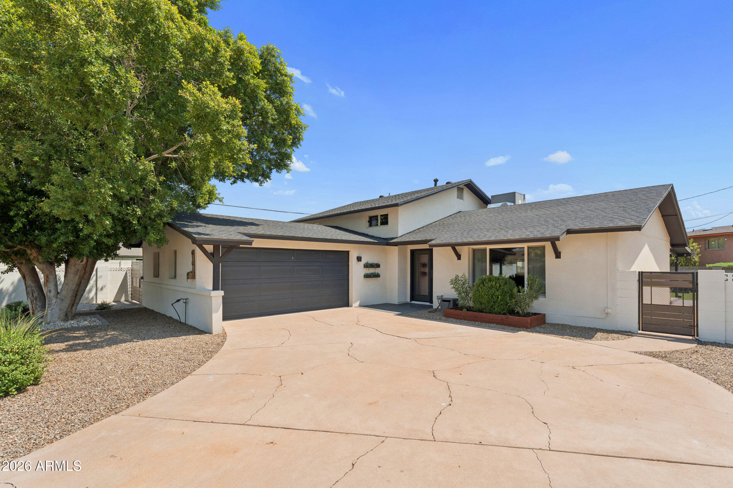 6107 N 87TH Place, Scottsdale, AZ 85250
