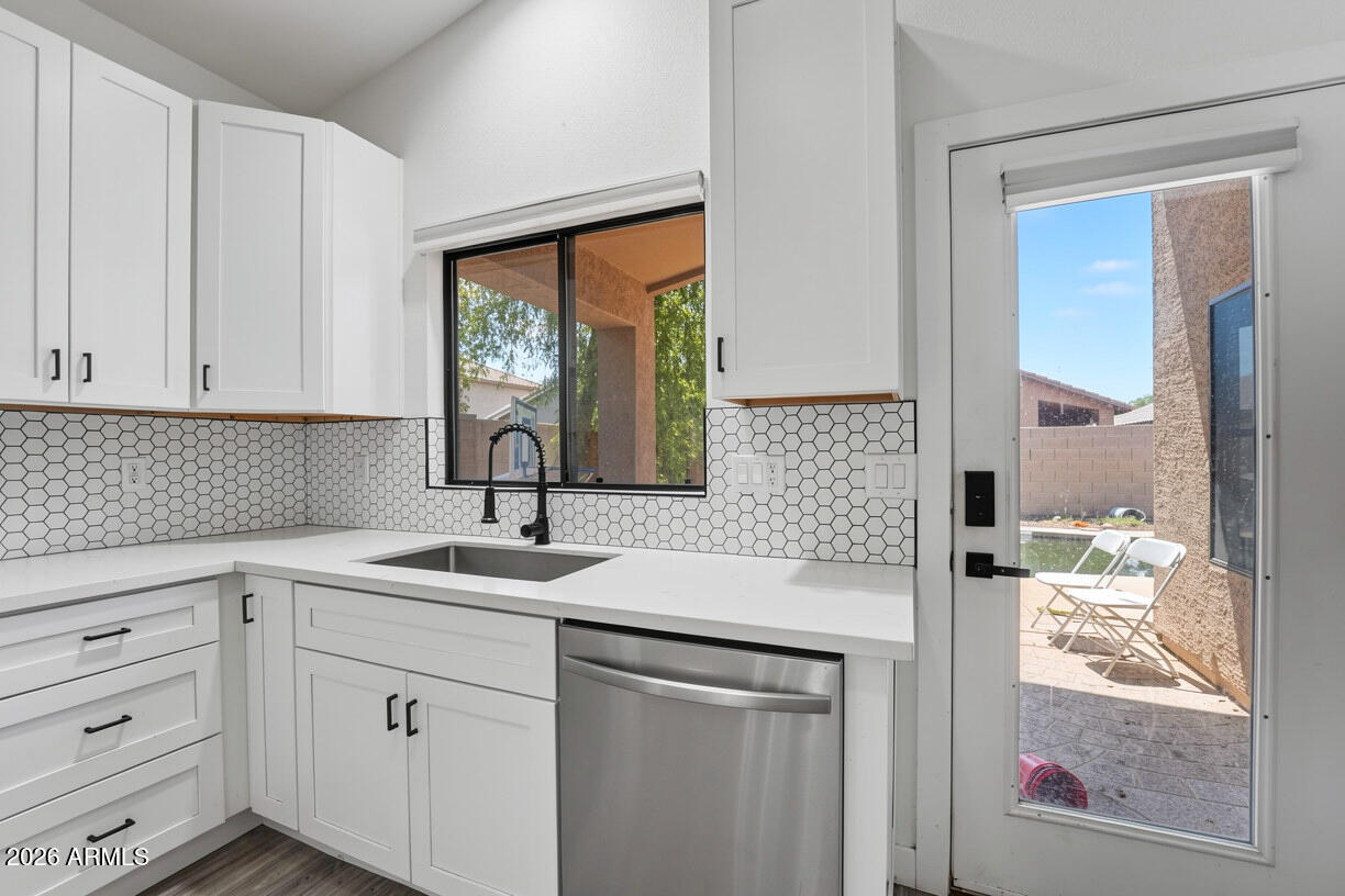 8927 W SHAW BUTTE Drive, Peoria, AZ 85345