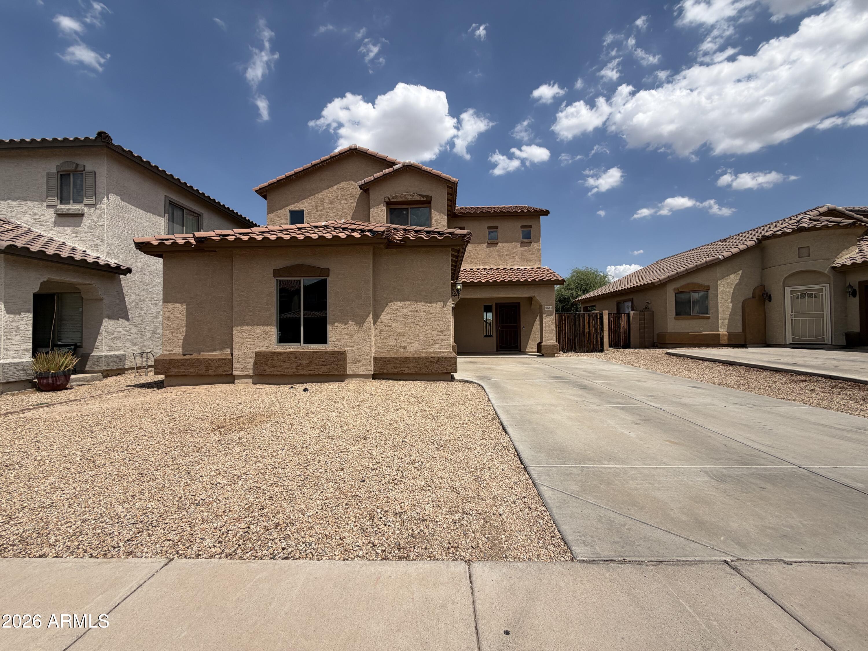 5641 S 10TH Drive, Phoenix, AZ 85041
