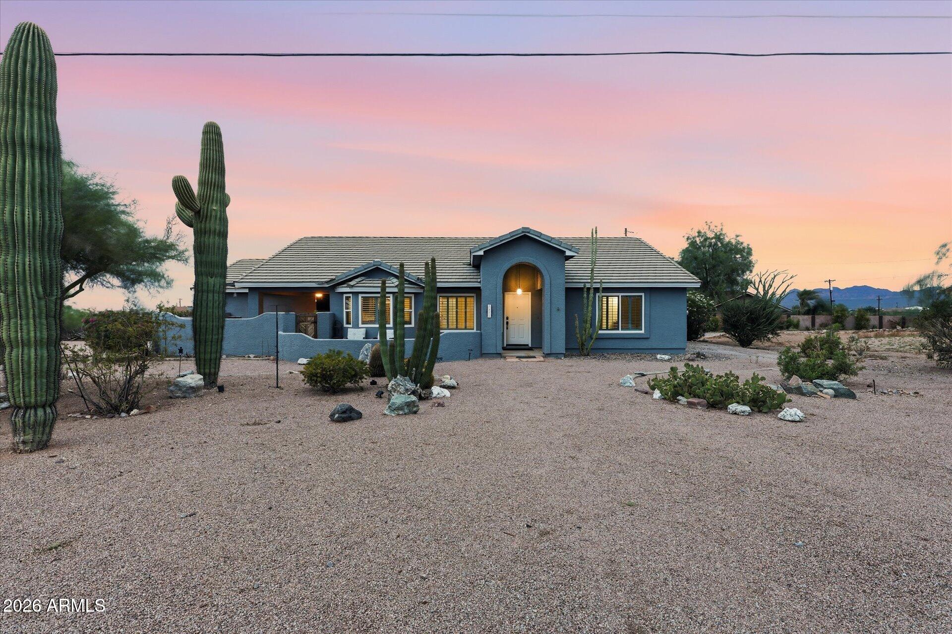 1534 N ACACIA Road, Apache Junction, AZ 85119
