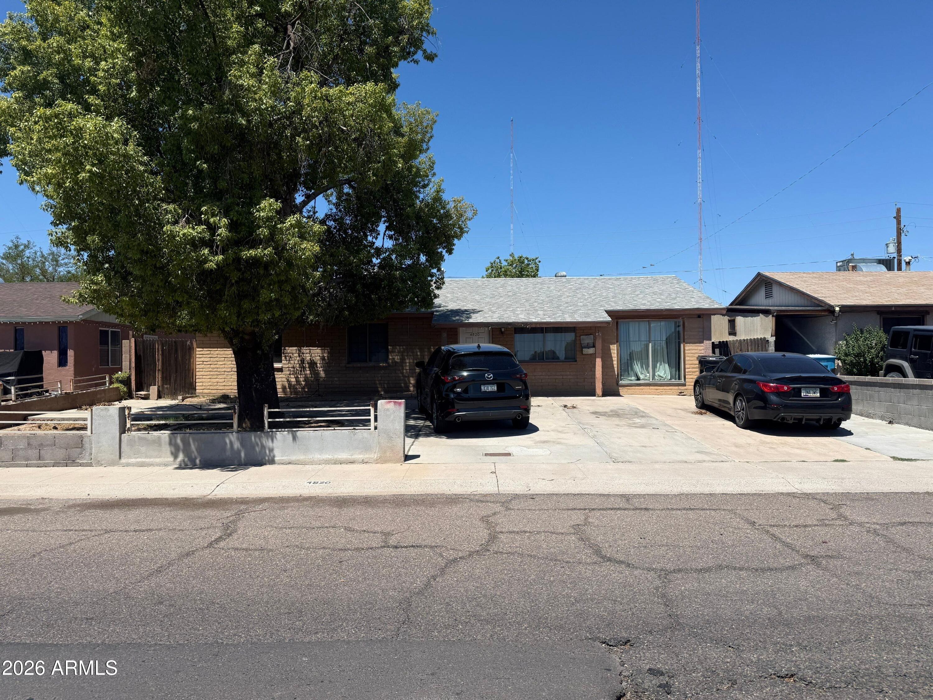 4820 N 73RD Avenue, Phoenix, AZ 85033
