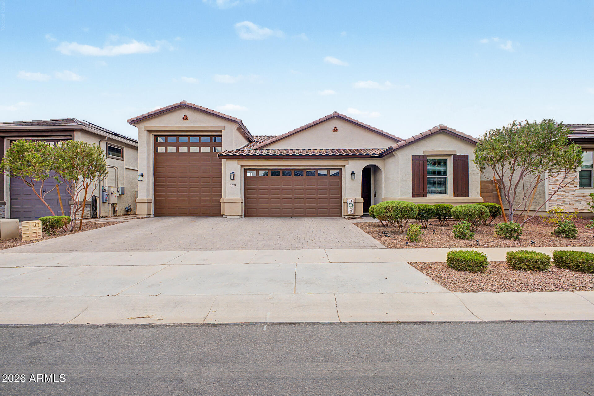 17701 W STRAIGHT ARROW Lane, Surprise, AZ 85387