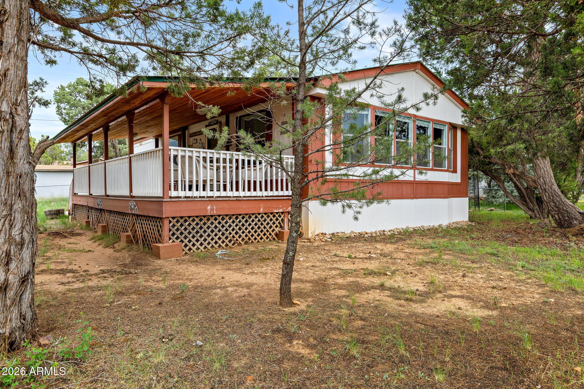2125 FISHERMANS Road, Overgaard, AZ 85933