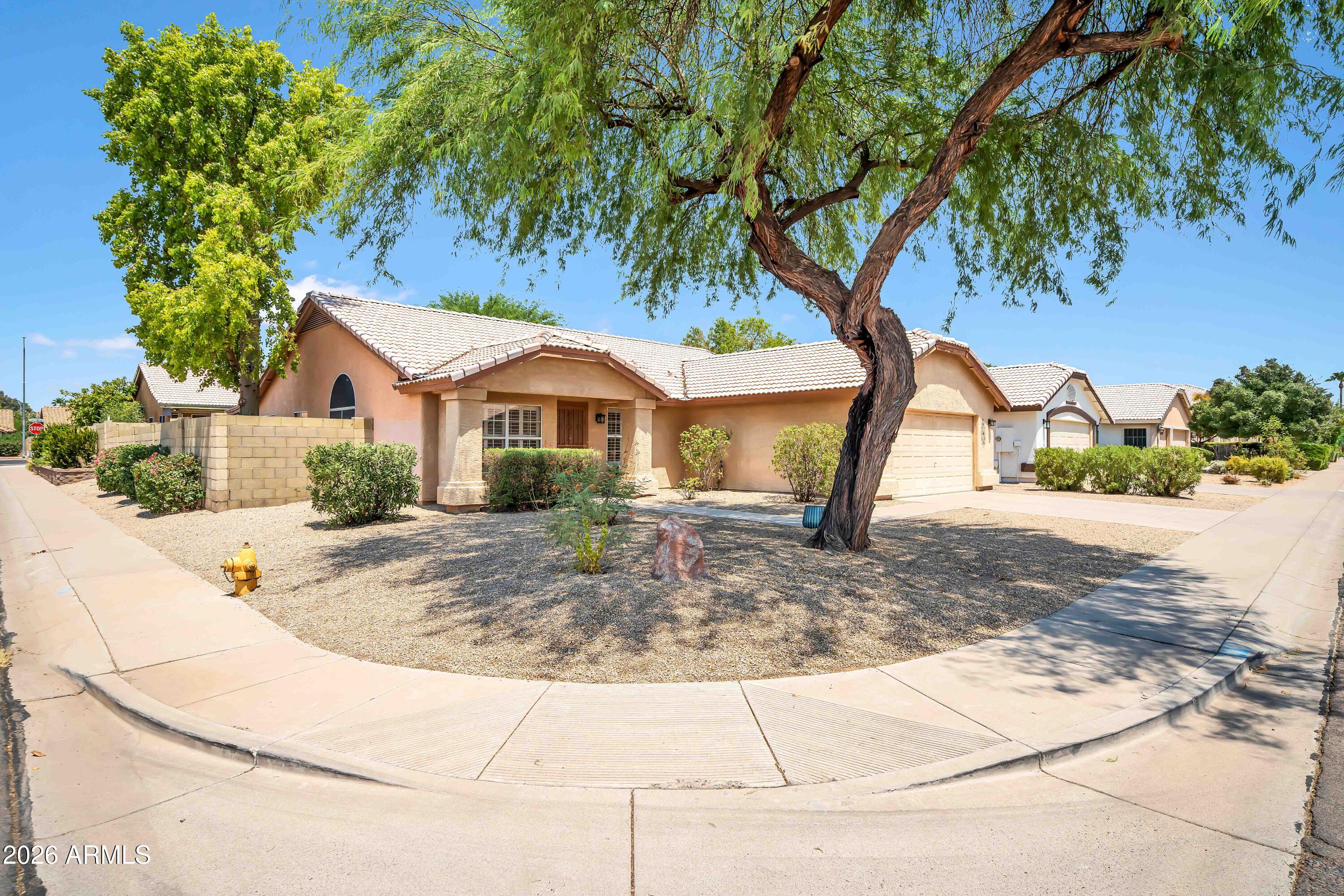 4502 E SAINT JOHN Road, Phoenix, AZ 85032