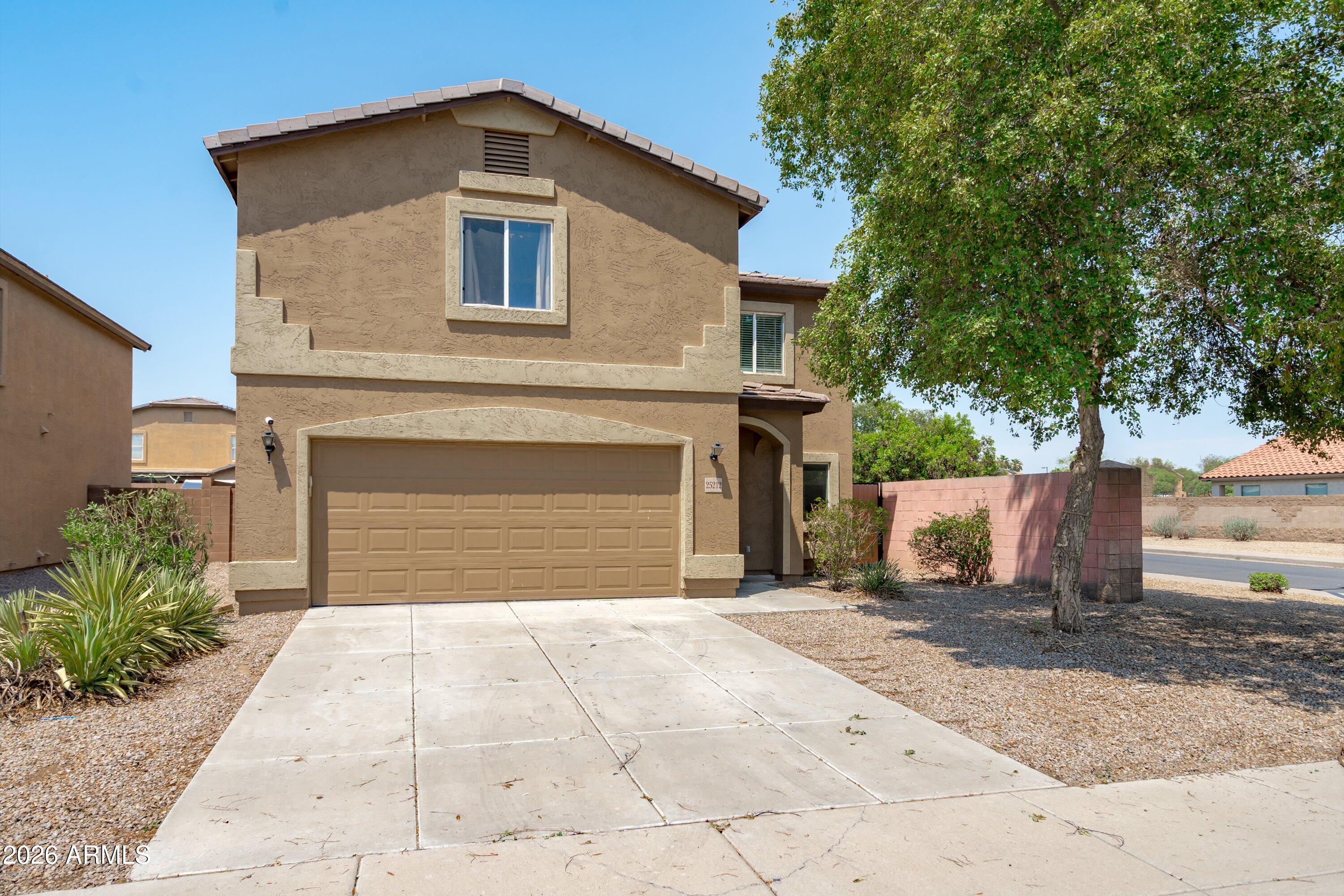 25212 W CRANSTON Place, Buckeye, AZ 85326