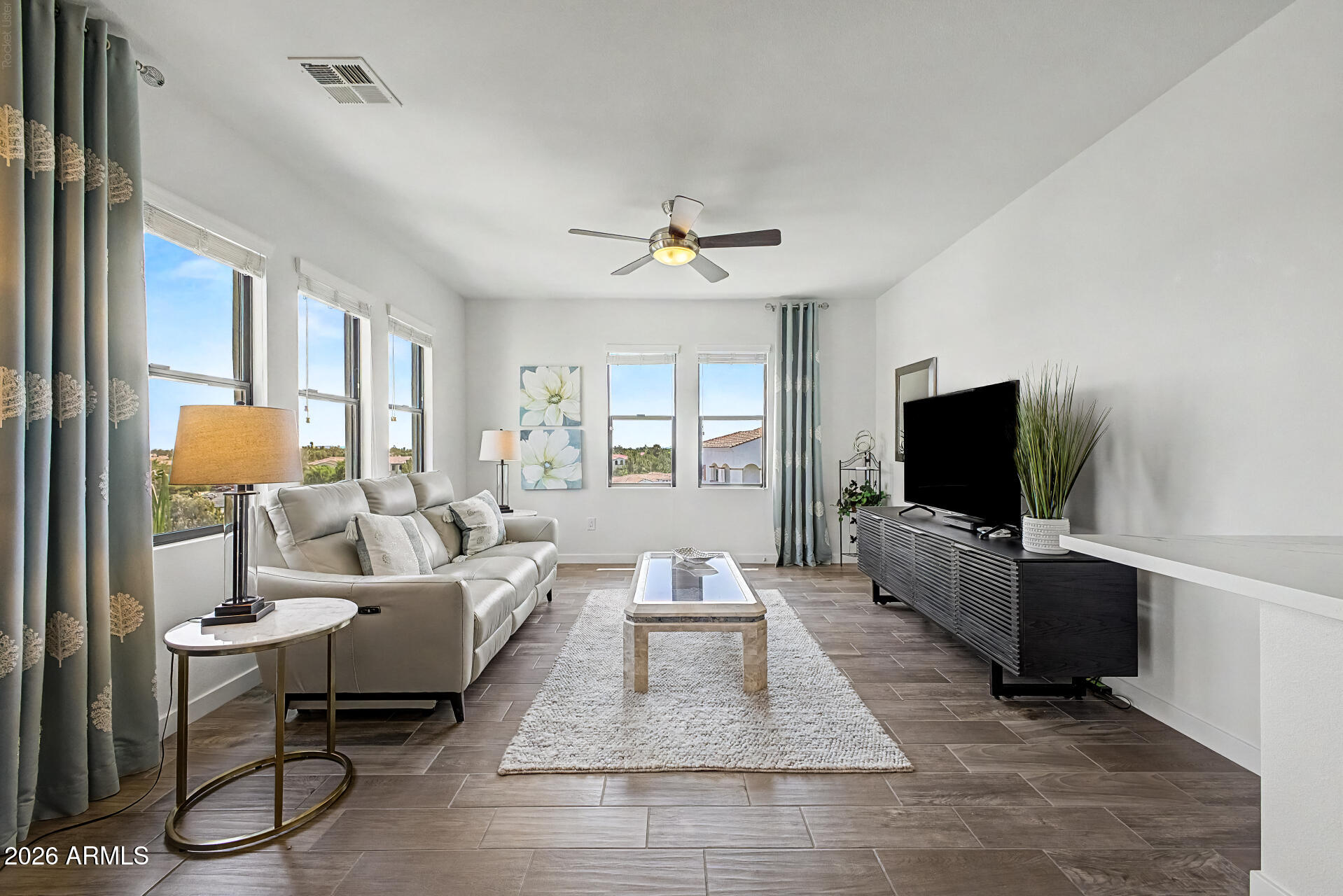 2511 W QUEEN CREEK Road 426, Chandler, AZ 85248