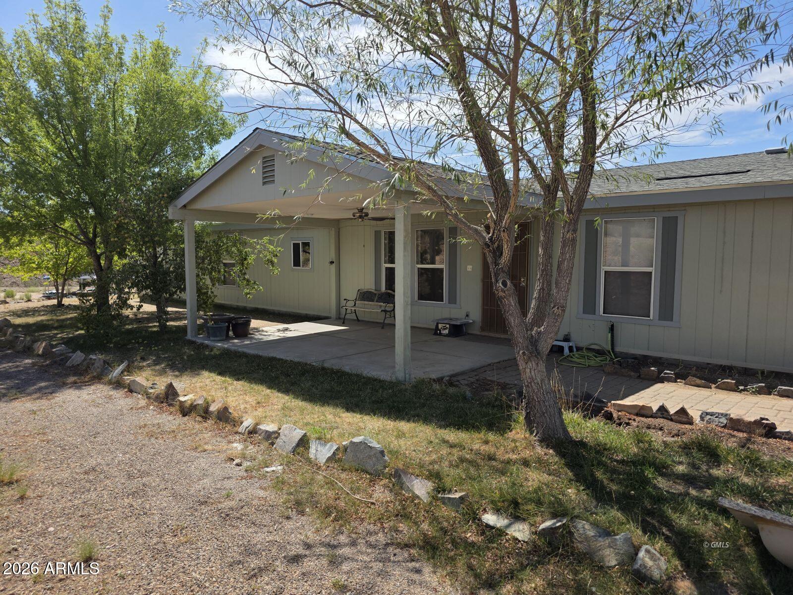 982 E SAGUARO Drive, Globe, AZ 85501