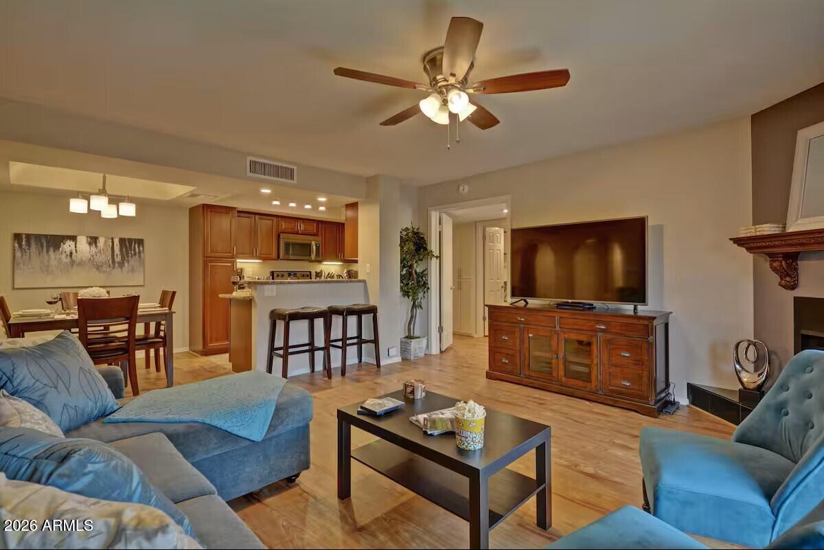 10410 N CAVE CREEK Road 1071, Phoenix, AZ 85020