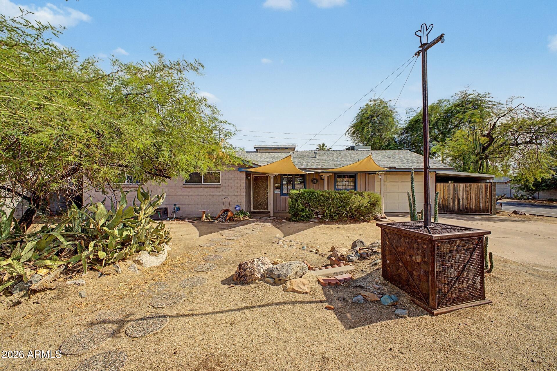 2245 W OSBORN Road, Phoenix, AZ 85015