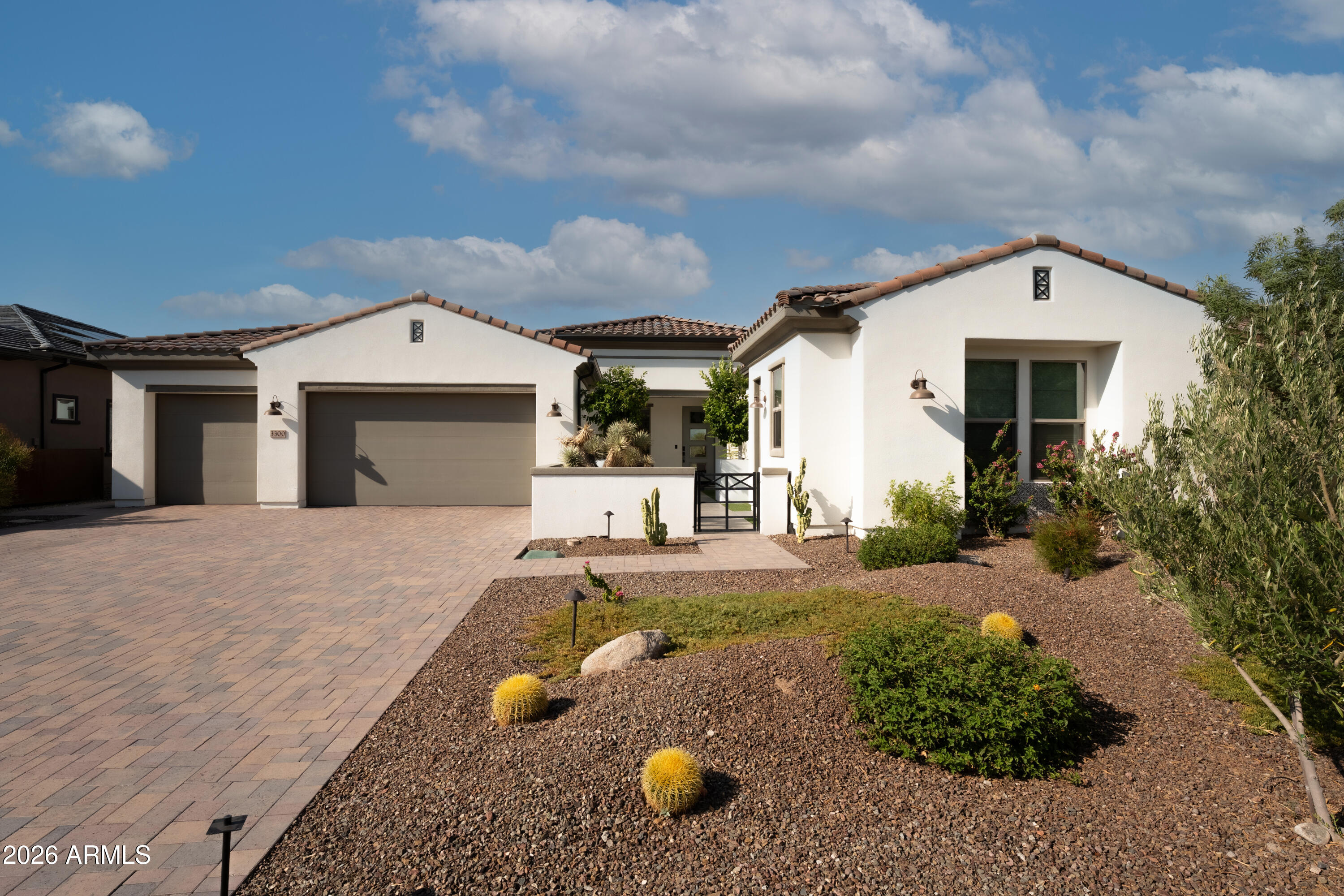 3300 MAVERICK Drive, Wickenburg, AZ 85390