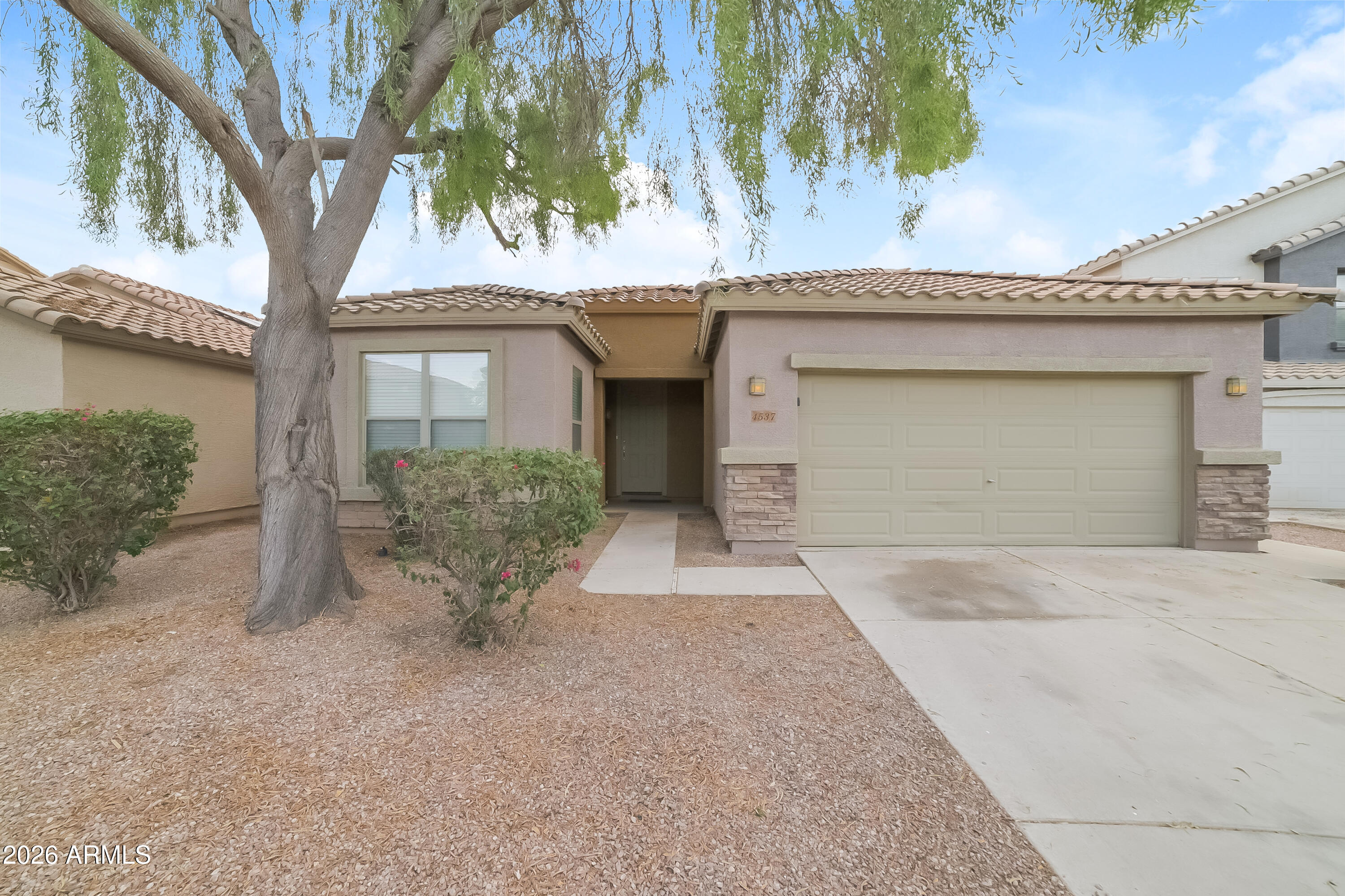 4537 W BURGESS Lane, Laveen, AZ 85339