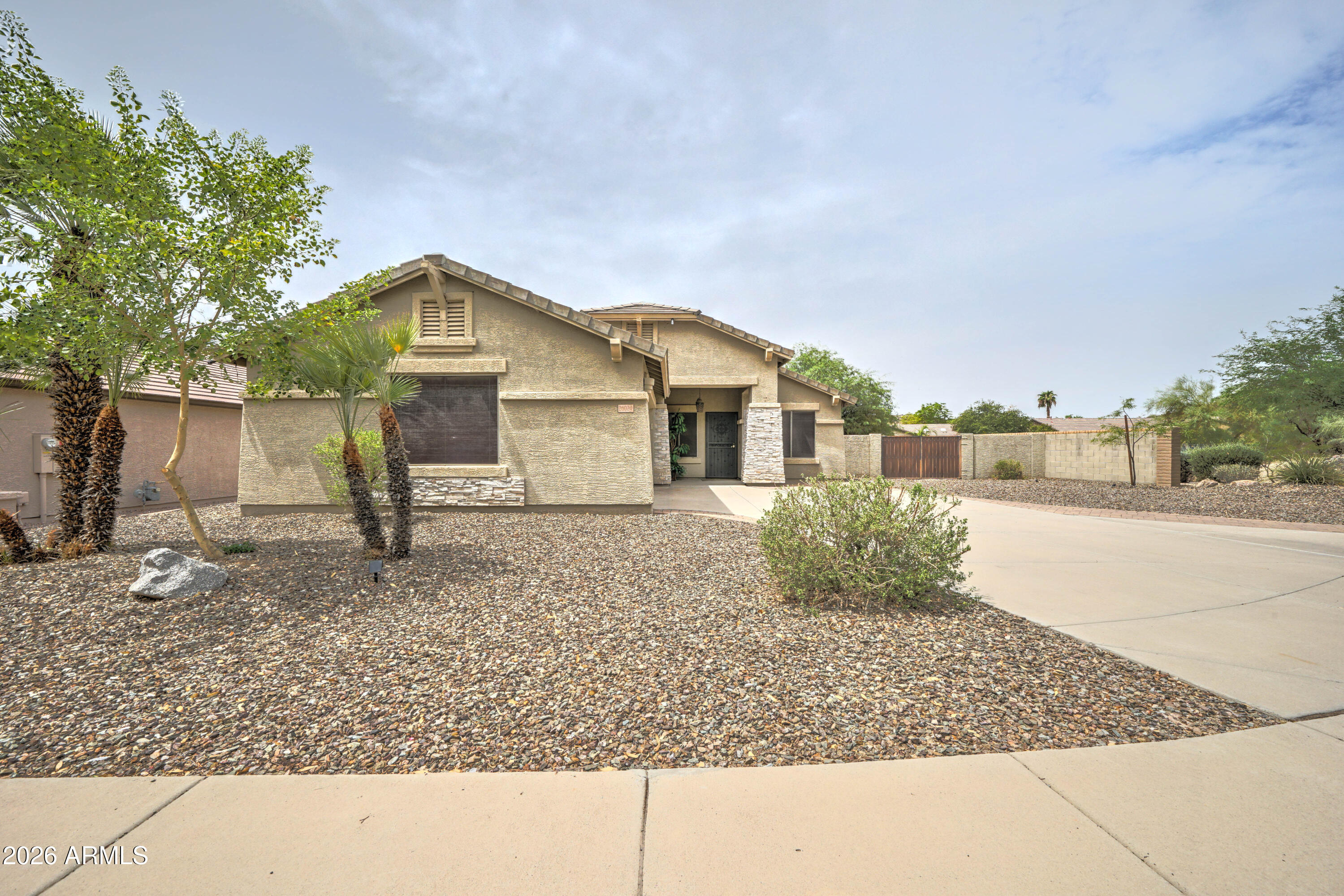26024 N 41ST Avenue, Phoenix, AZ 85083