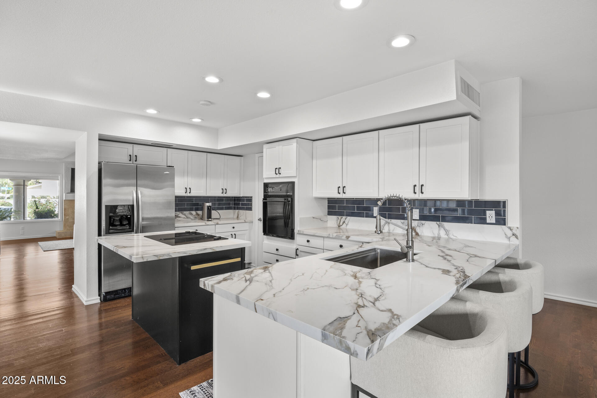 8649 N WILLOWRAIN Court, Scottsdale, AZ 85258