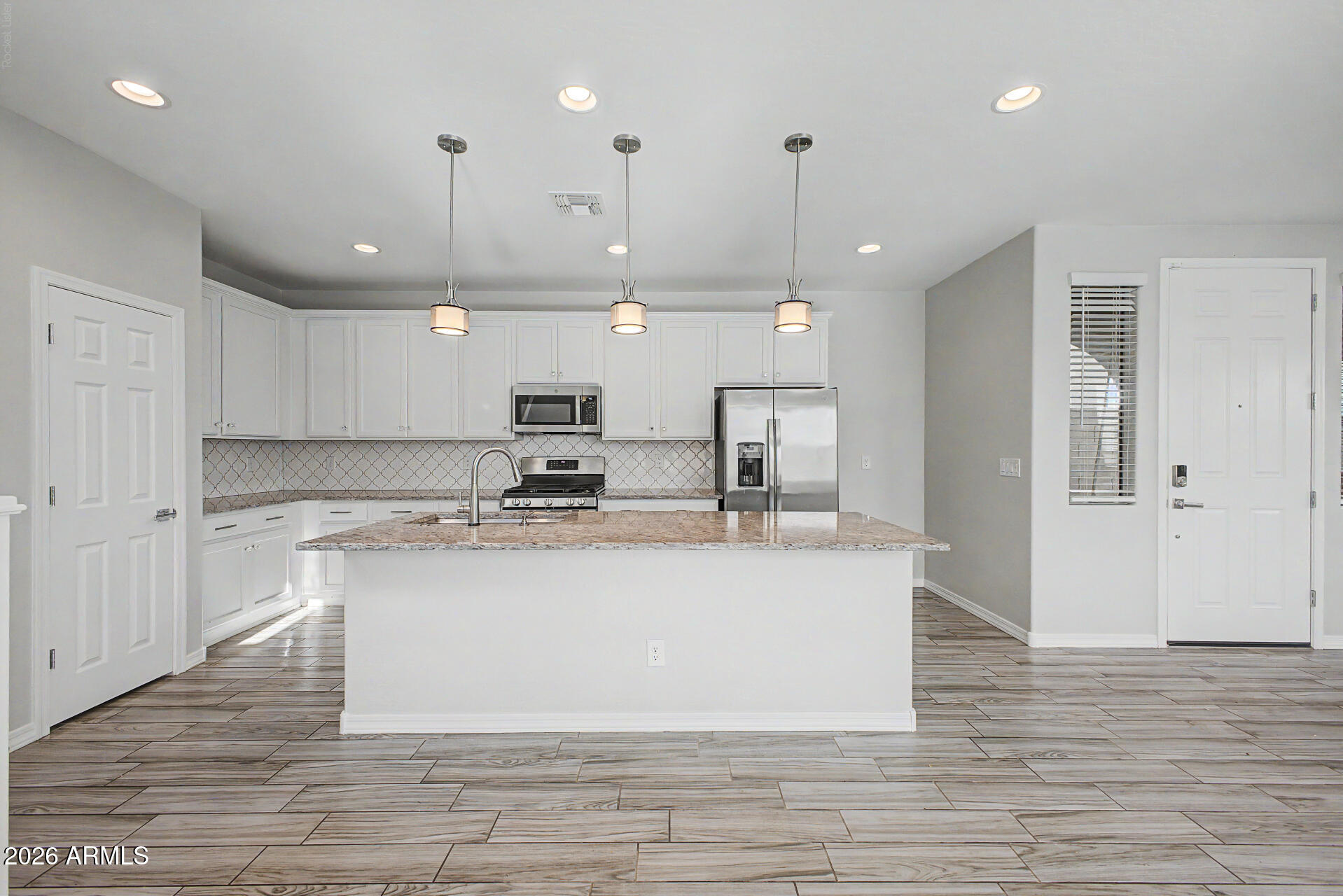 1724 S 82ND Place, Mesa, AZ 85209