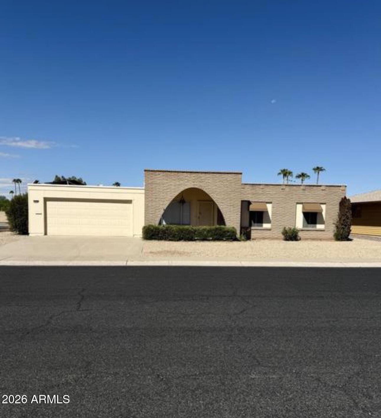 14202 N LAKEFOREST Drive, Sun City, AZ 85351