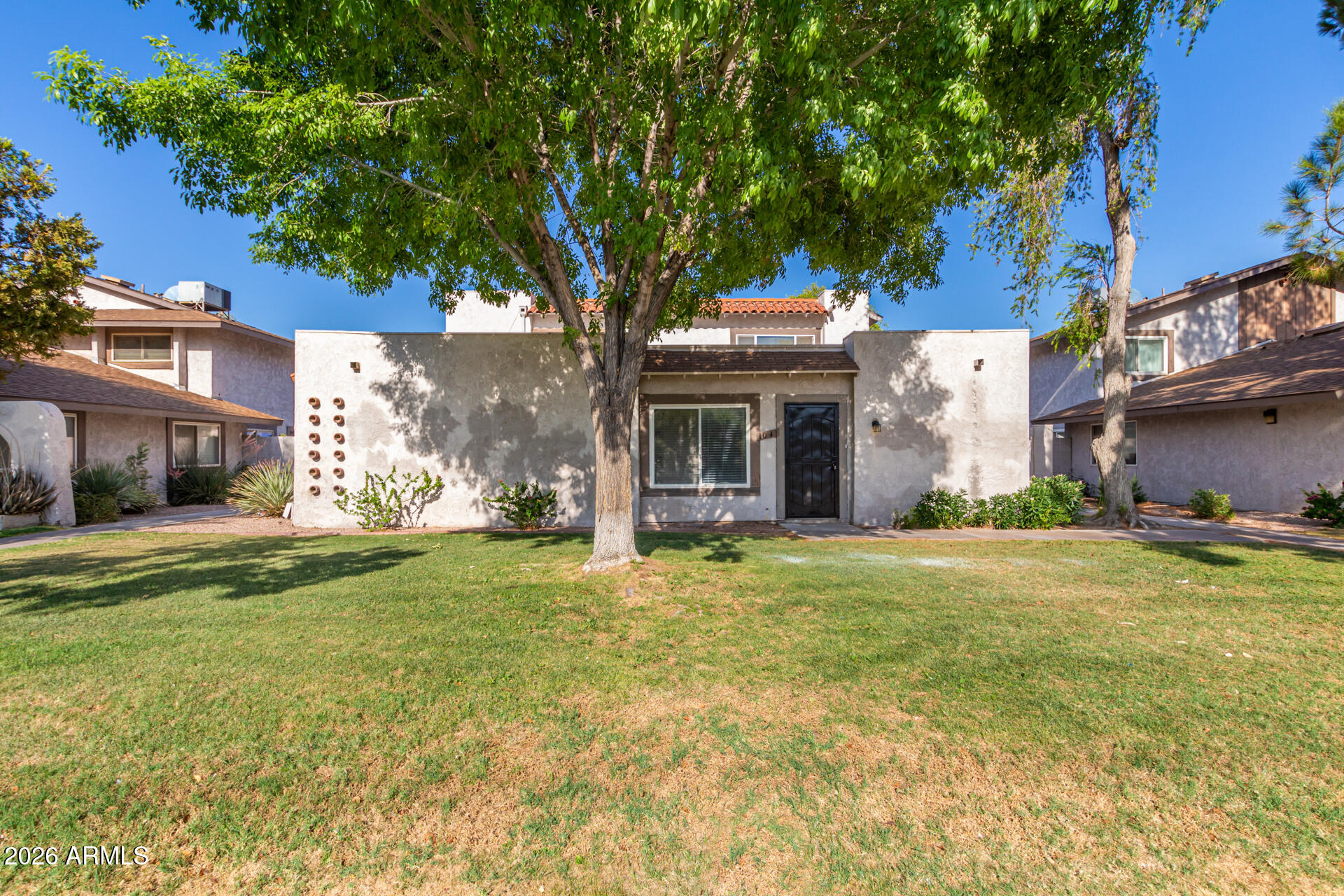 1041 N GRANITE REEF Road, Scottsdale, AZ 85257