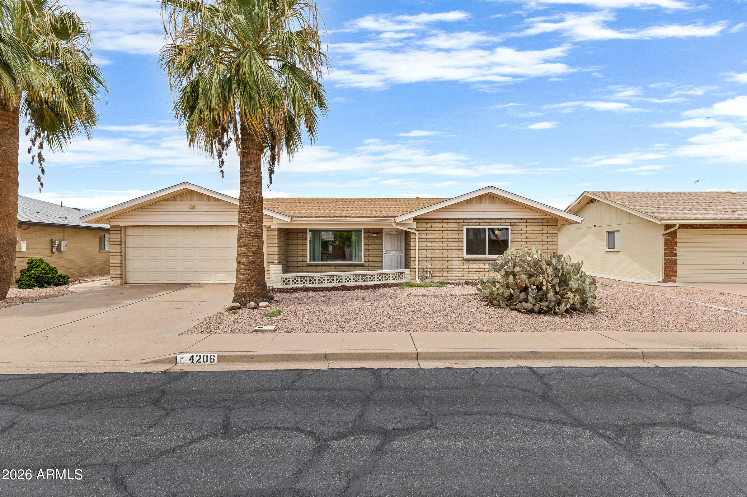 4206 E DOLPHIN Avenue, Mesa, AZ 85206